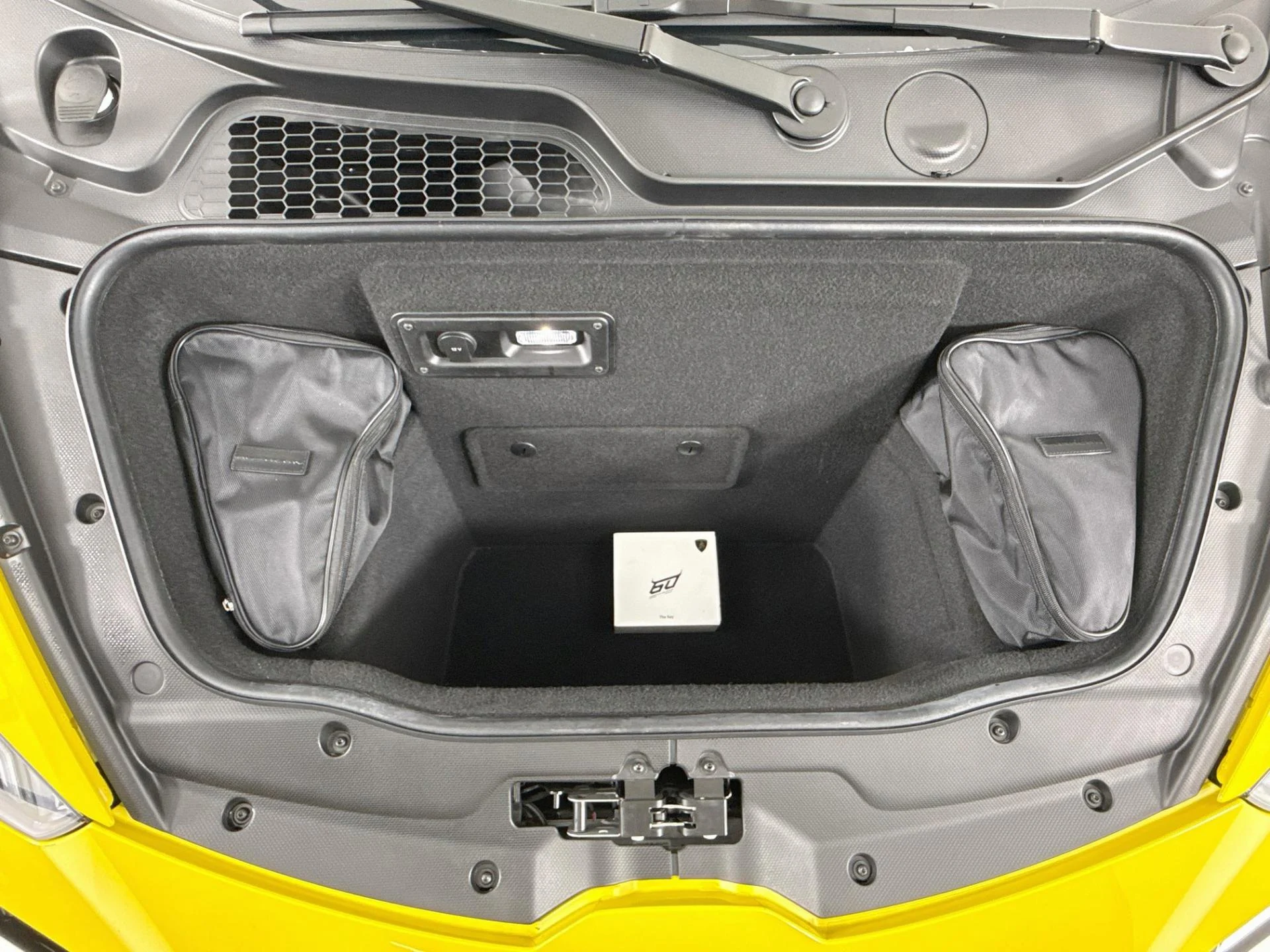 mph085_1963231765_Used_2023_Lamborghini_Huracan_Tecnica_1793401561_462367ed53