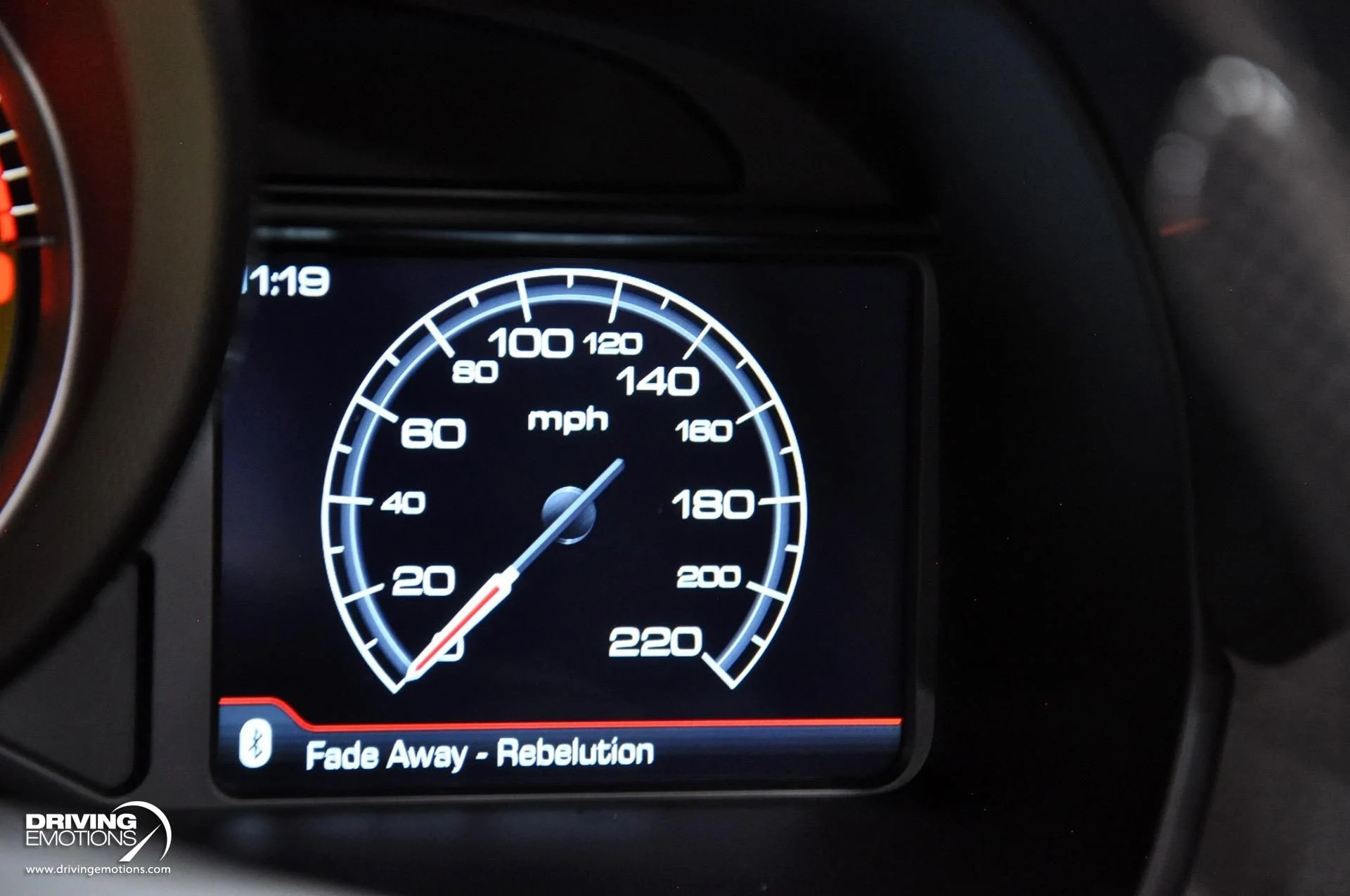 mph085_2293131296_896_p86_l_9d3bb9c40d