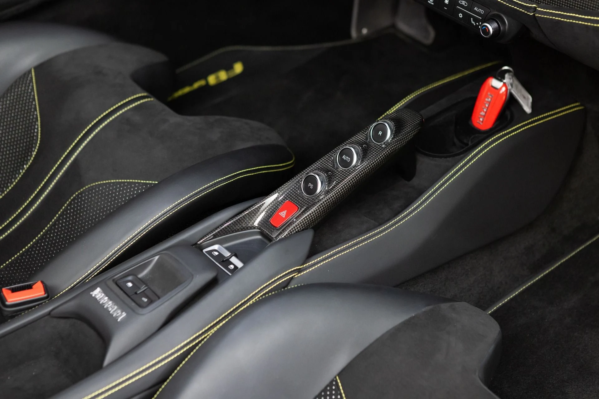 mph085_242118301_Used_2021_Ferrari_F8_Spider_1778270114_27f2de3700