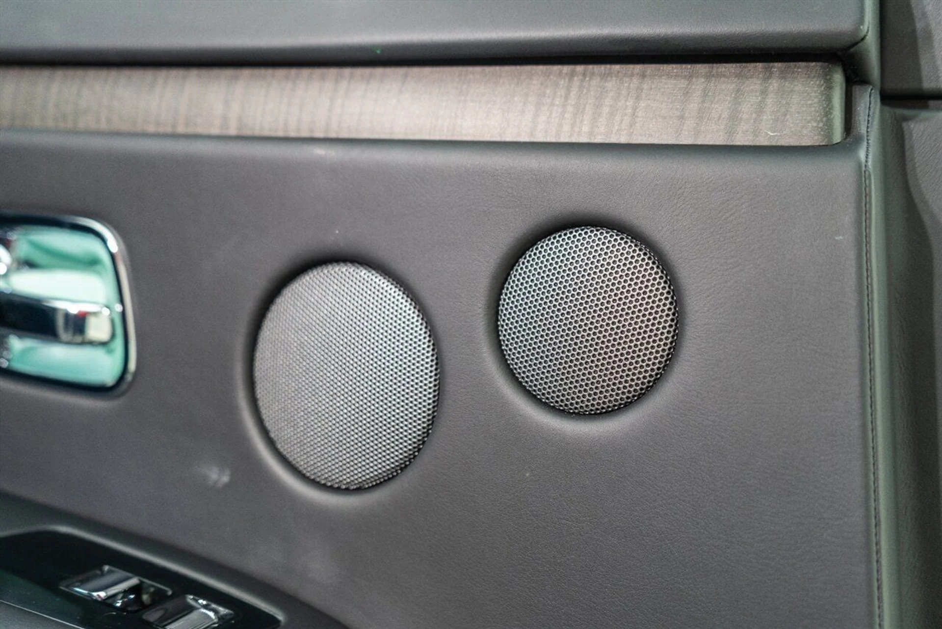 mph085_2583909736_3008777a50_1280_fdb2894257