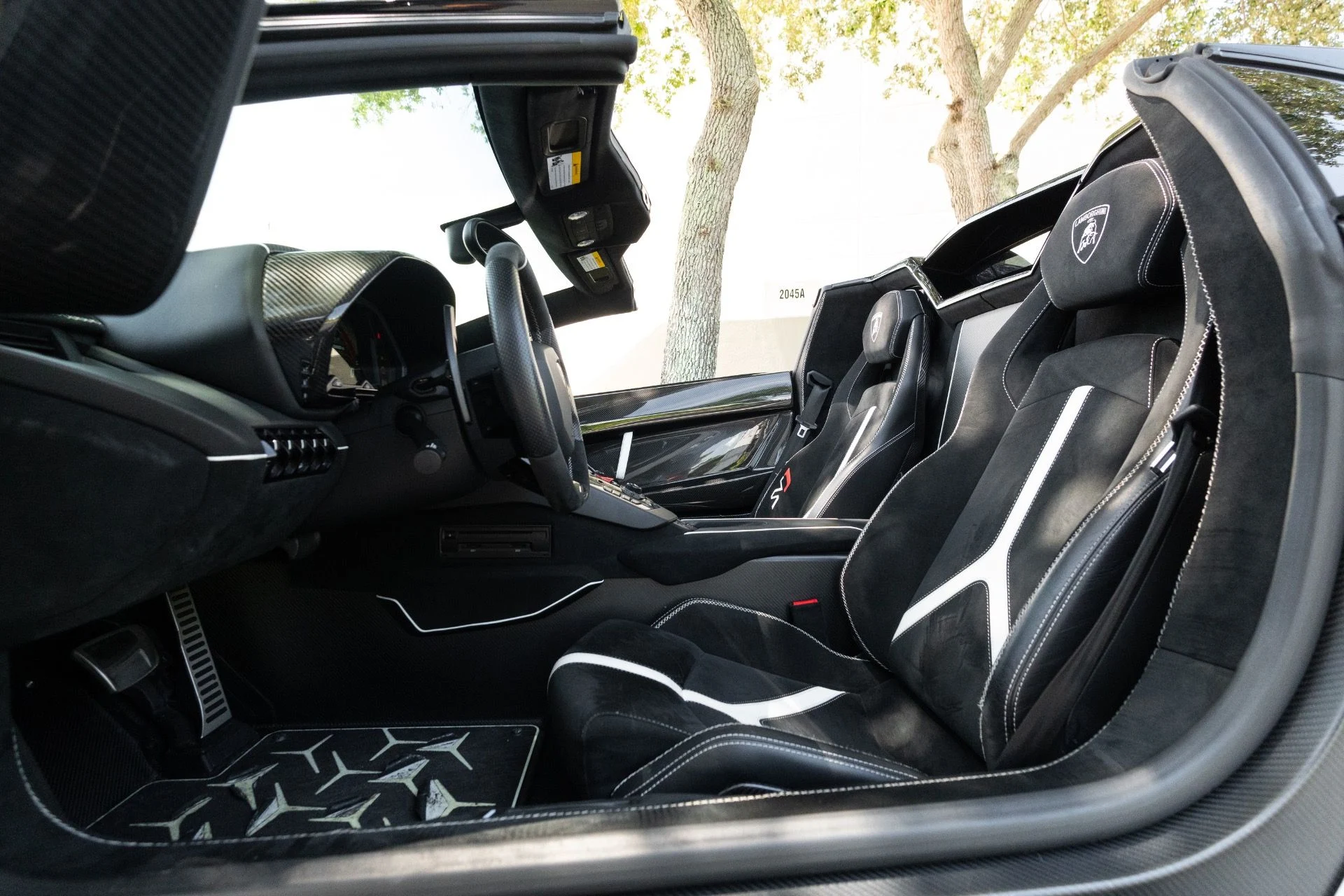 mph085_2586895069_Used_2020_Lamborghini_Aventador_LP_770_4_SVJ_Roadster_1781235752_570f69858d