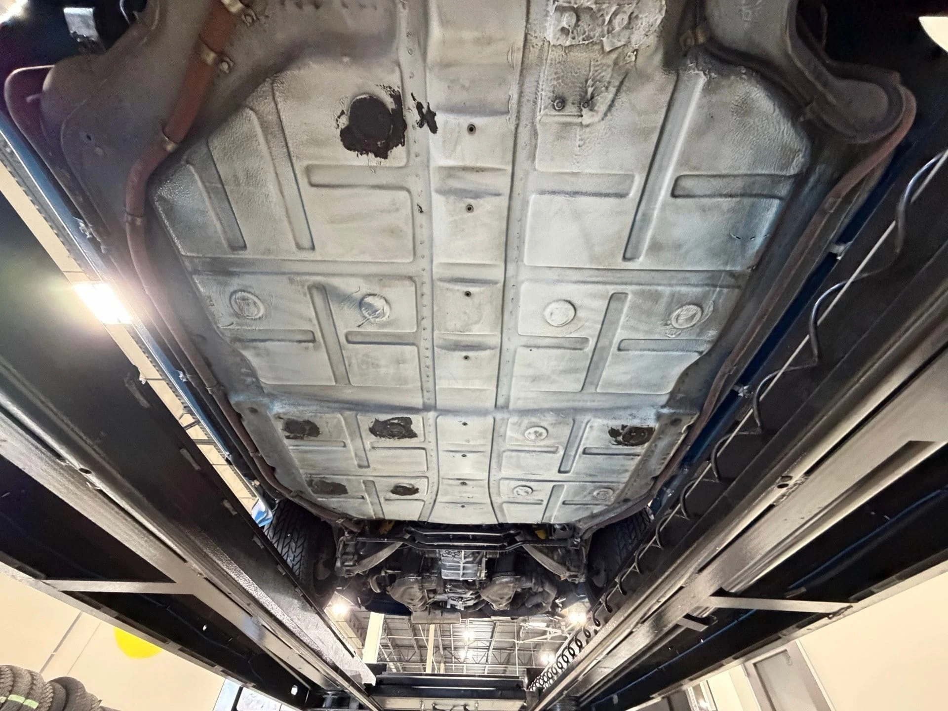 mph085_2729550763_e55f41791b520aee586c3f5f35a70f6ax_6a3d668ba6