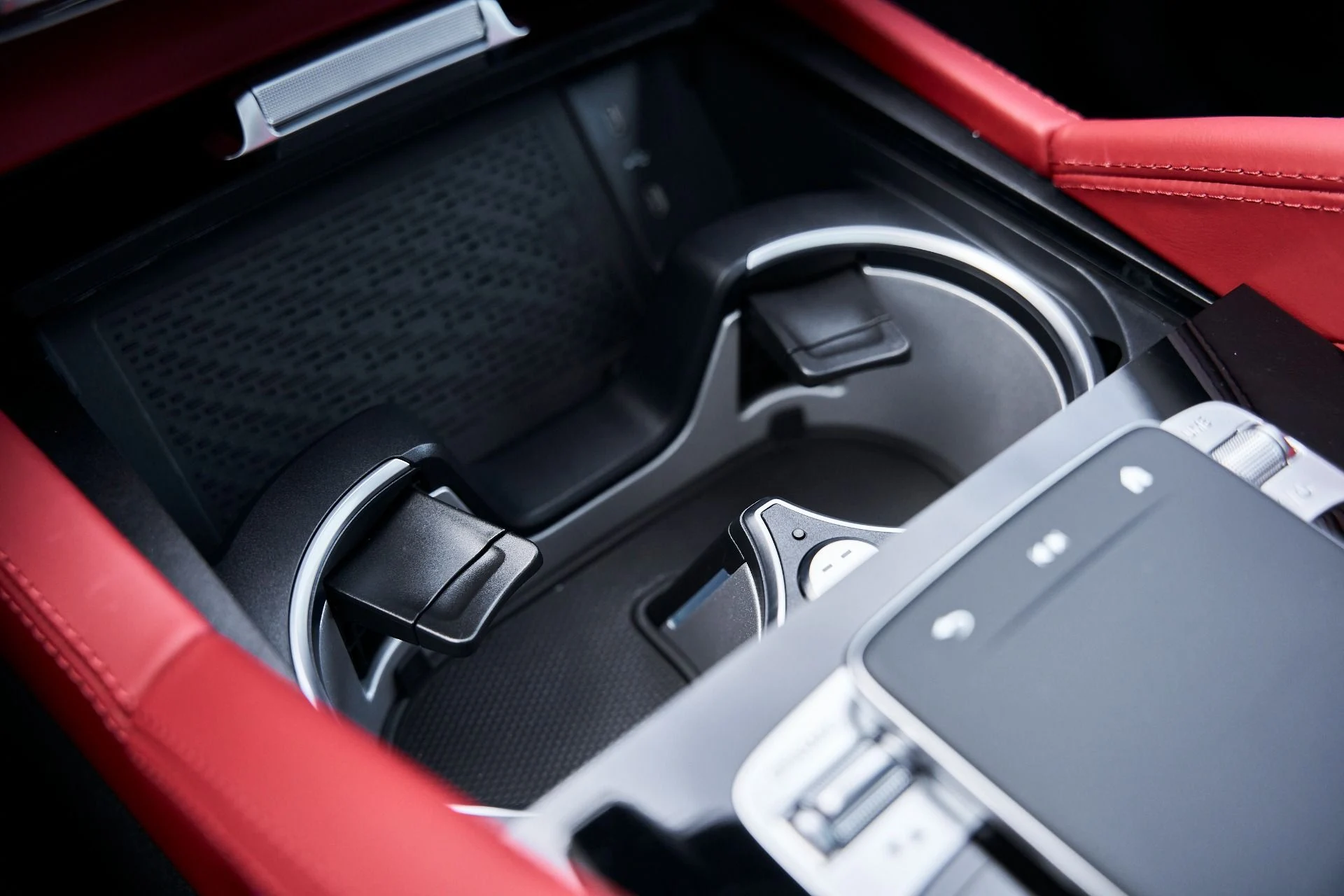 mph085_3202049522_Used_2026_Mercedes_Benz_GLS_Maybach_GLS_600_1769136435_6543d88fbb