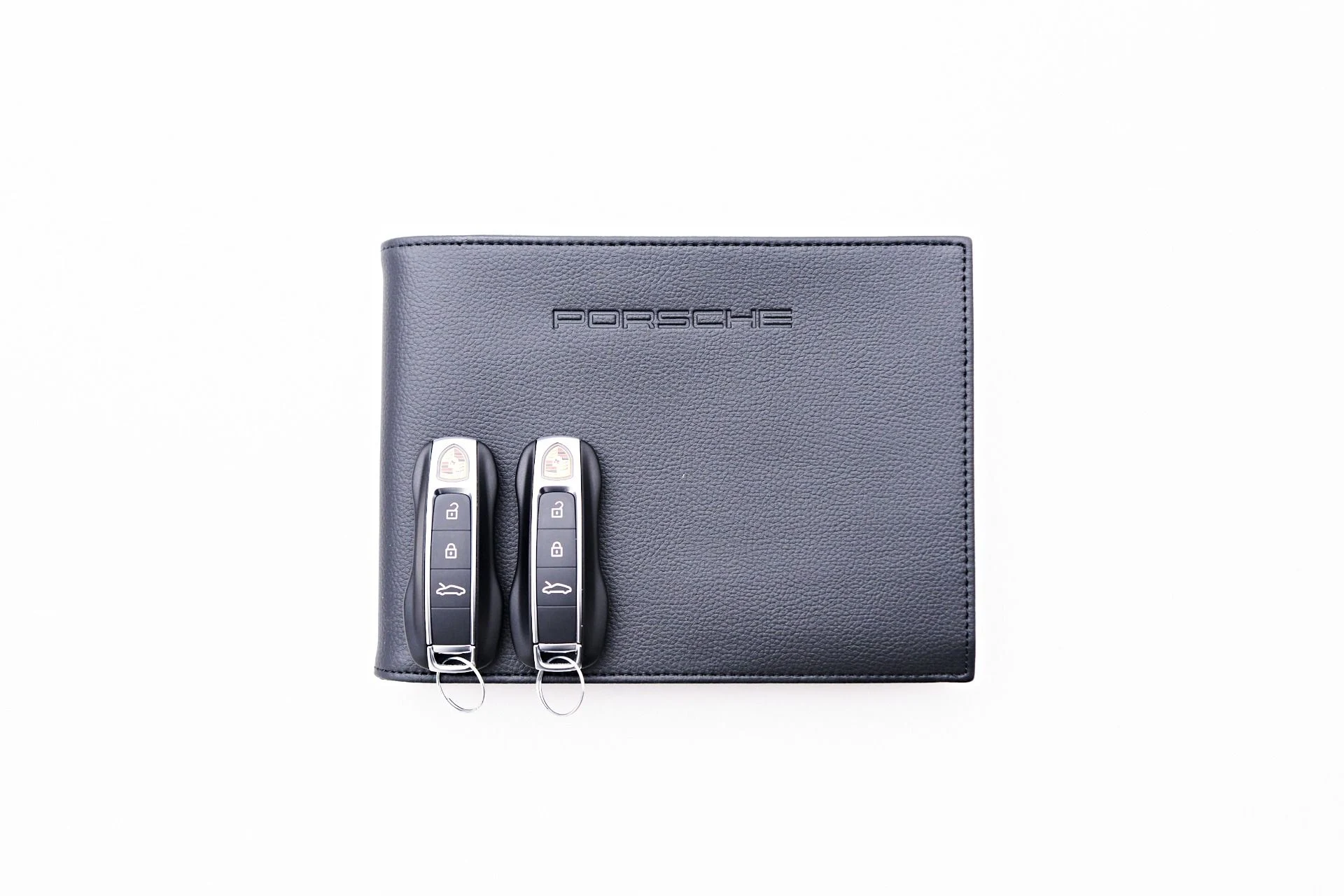mph085_3330352279_Used_2025_Porsche_911_Carrera_4_GTS_1755103628_92e262f5c1