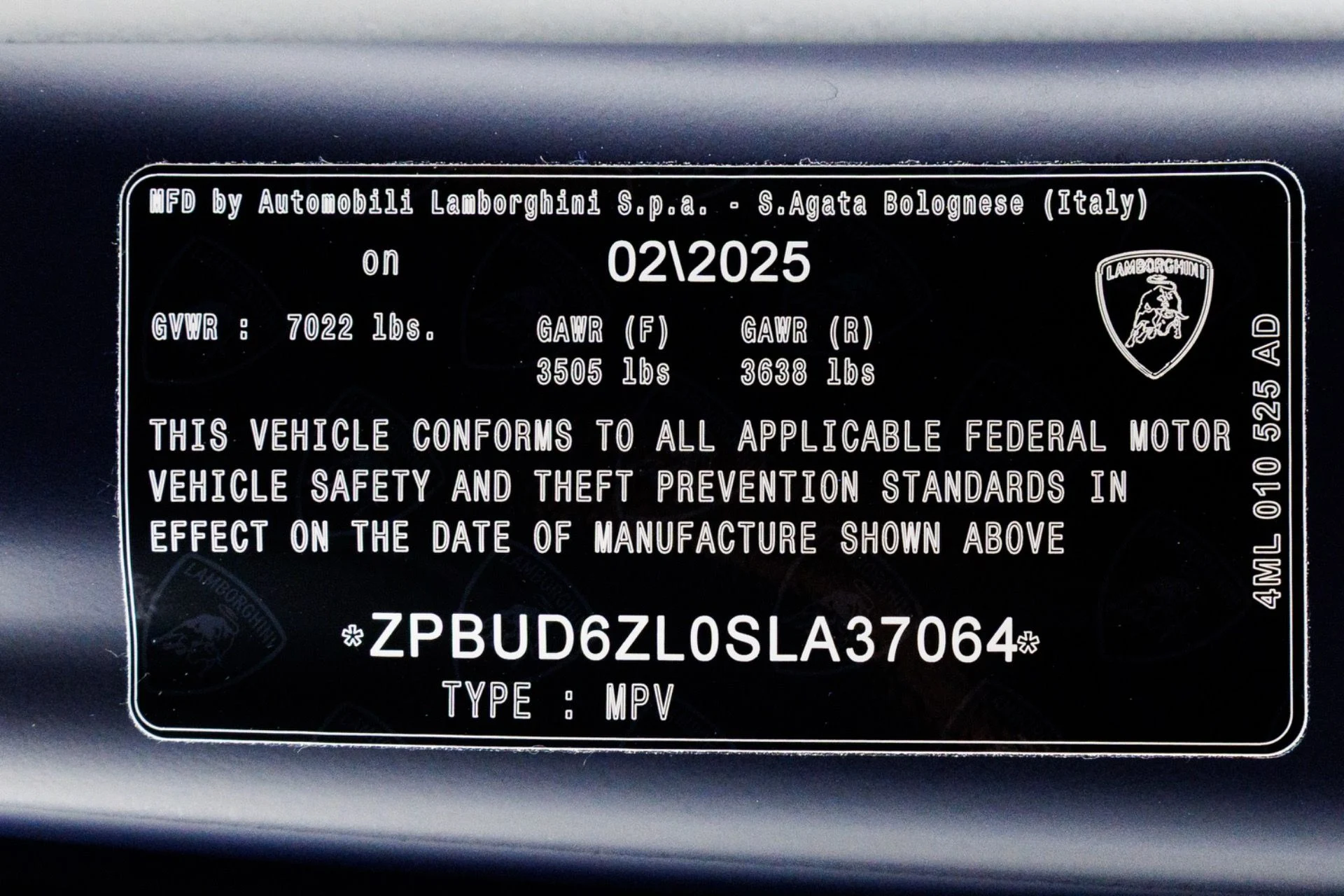 mph085_3453919834_Used_2025_Lamborghini_Urus_SE_1779304728_3364b79874