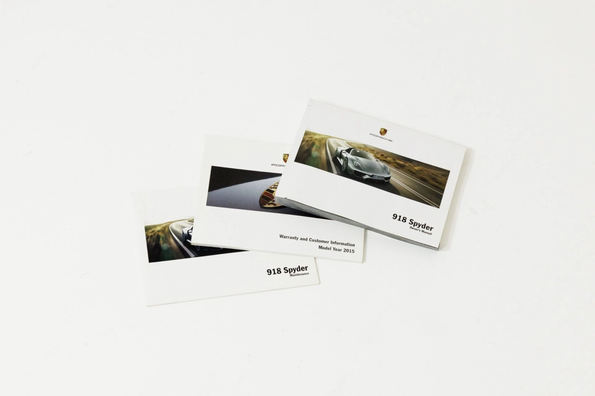 mph085_3614196111_Used_2015_Porsche_918_Spyder_1789427653_5217921196