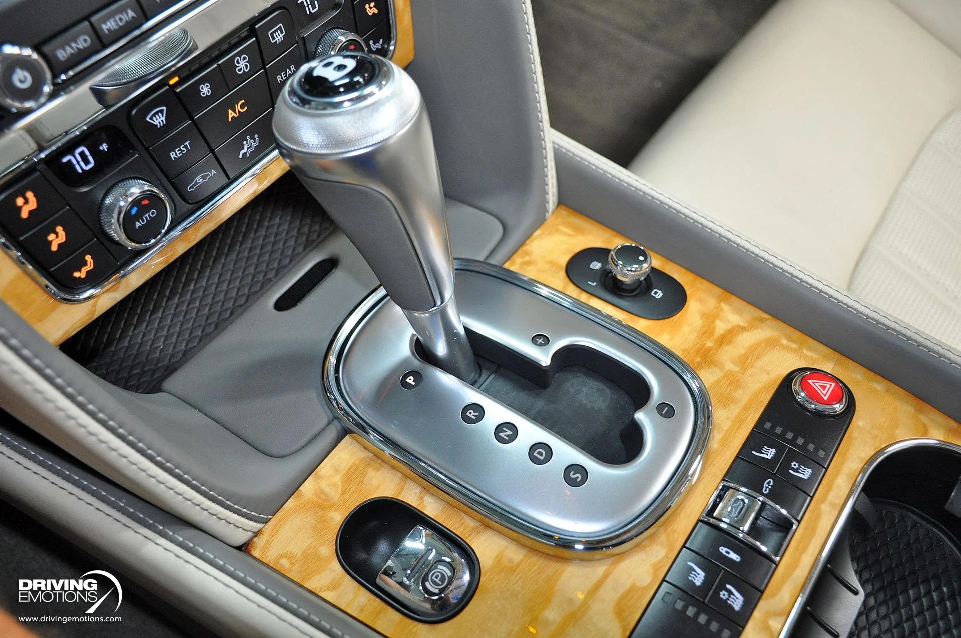 mph085_3625961849_886_p86_l_d2d265964e