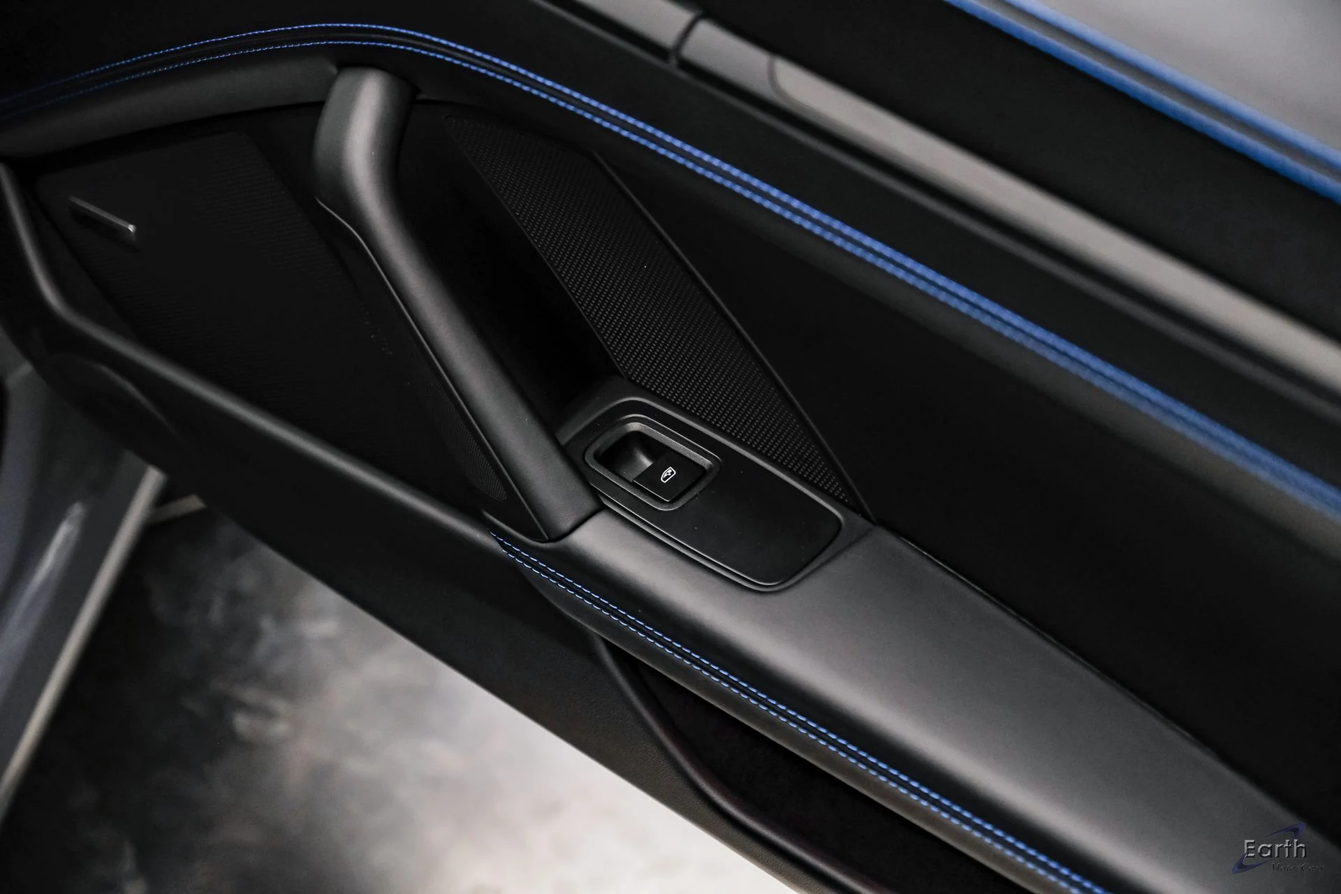 mph085_3804953049_22c74a4ced616008a74970a93a711429x_b02feefddf