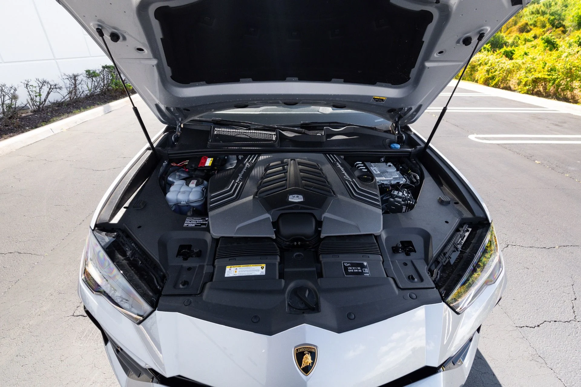 mph085_3948972228_Used_2022_Lamborghini_Urus_1770690392_ef18e08c37