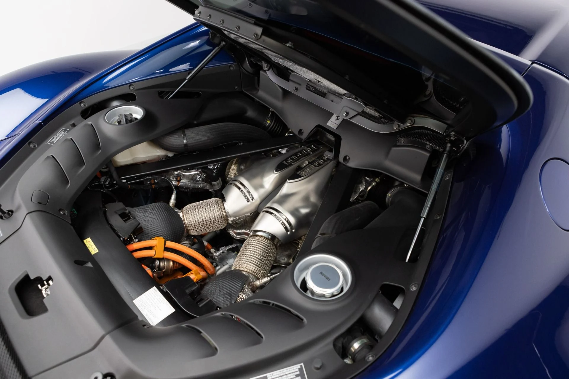 mph085_3976871023_Used_2025_Ferrari_296_GTB_1776367158_3abe4d0698