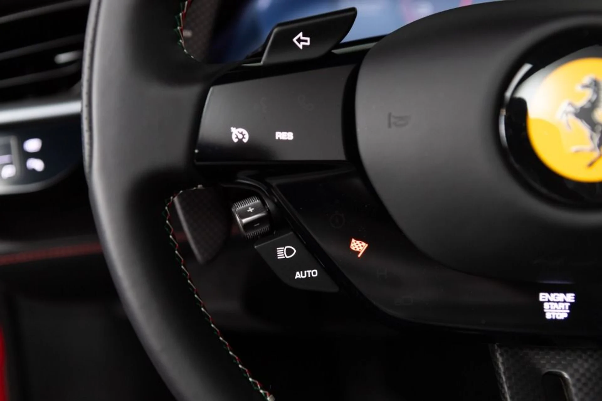 mph085_4261614780_Used_2022_Ferrari_SF_90_Spider_b5b43b169b