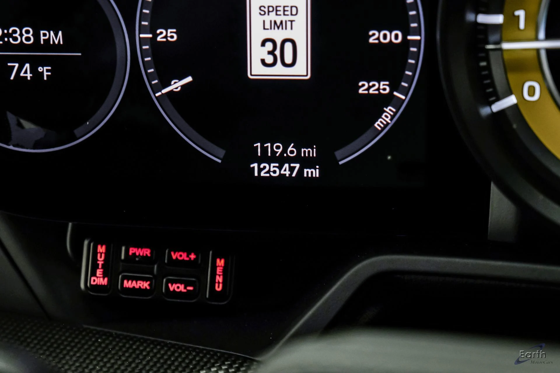 mph085_472566368_cb5312d045770cf08c43f0d3eca4899fx_93a08df243