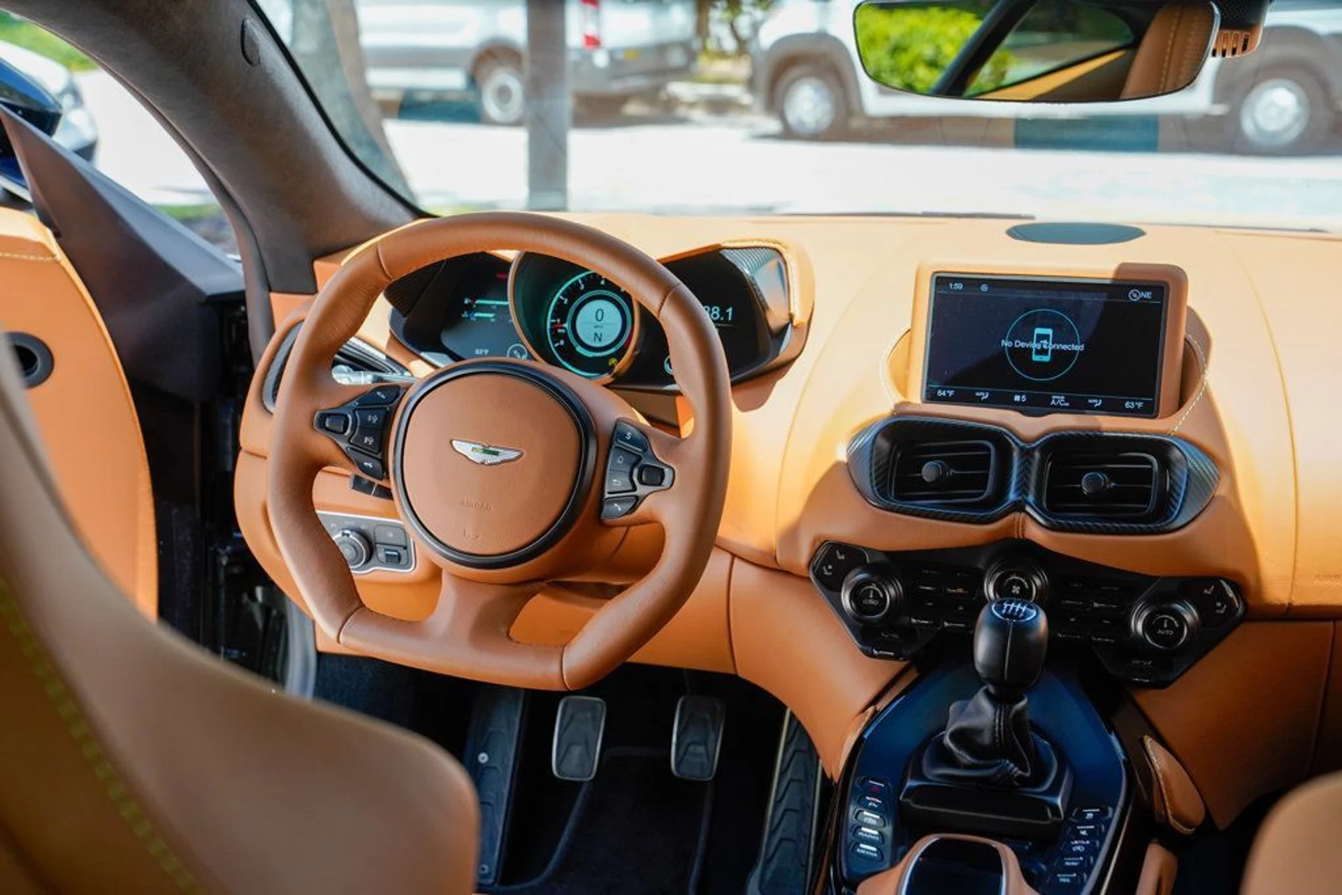 mph085_570940267_used_2021_aston_martin_vantage_coupemanual_14354_22900621_86_1024_d347fac0e2