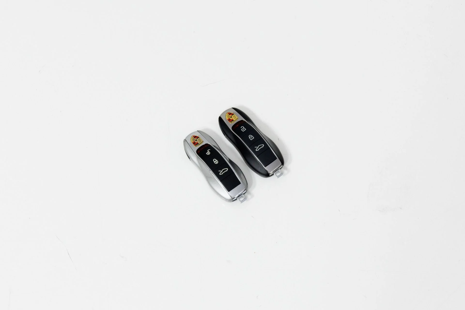 mph085_58474344_Used_2018_Porsche_911_GT_2_RS_1791916169_17986747f5