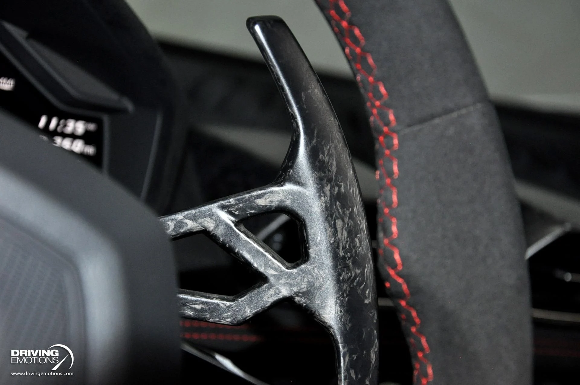 mph085_608263045_863_p86_l_207e83463b