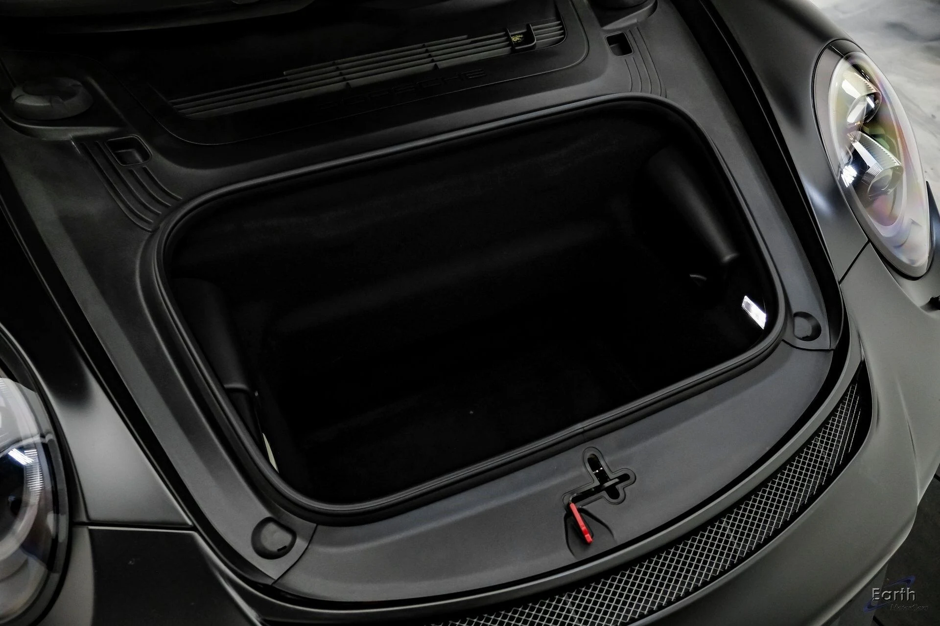 mph085_643283022_e0046f552eefd95db25e724bb03a49f3x_05862dfe40