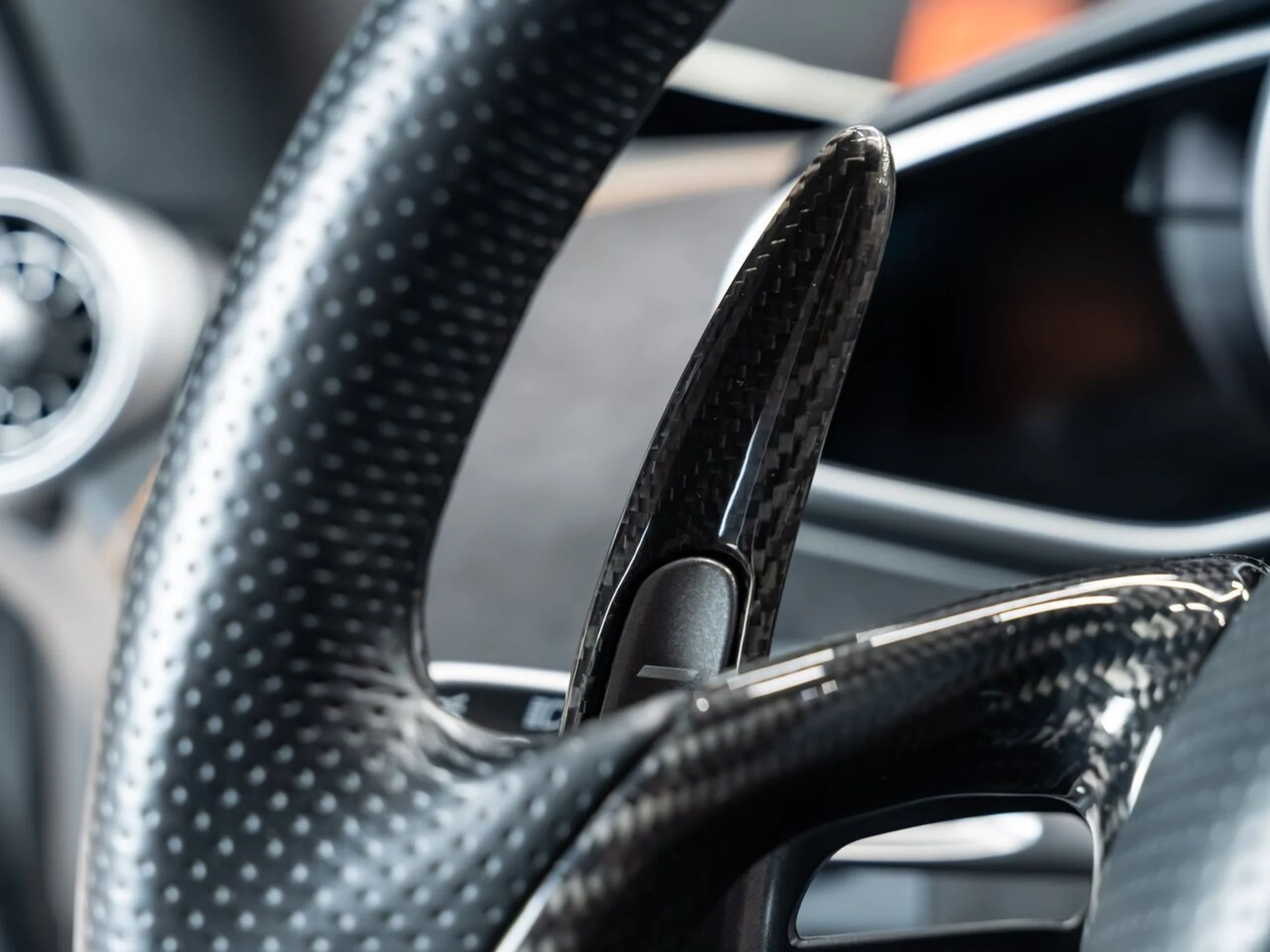 mph085_728762970_mclaren_mp4_12c_2012_ccec932f0e