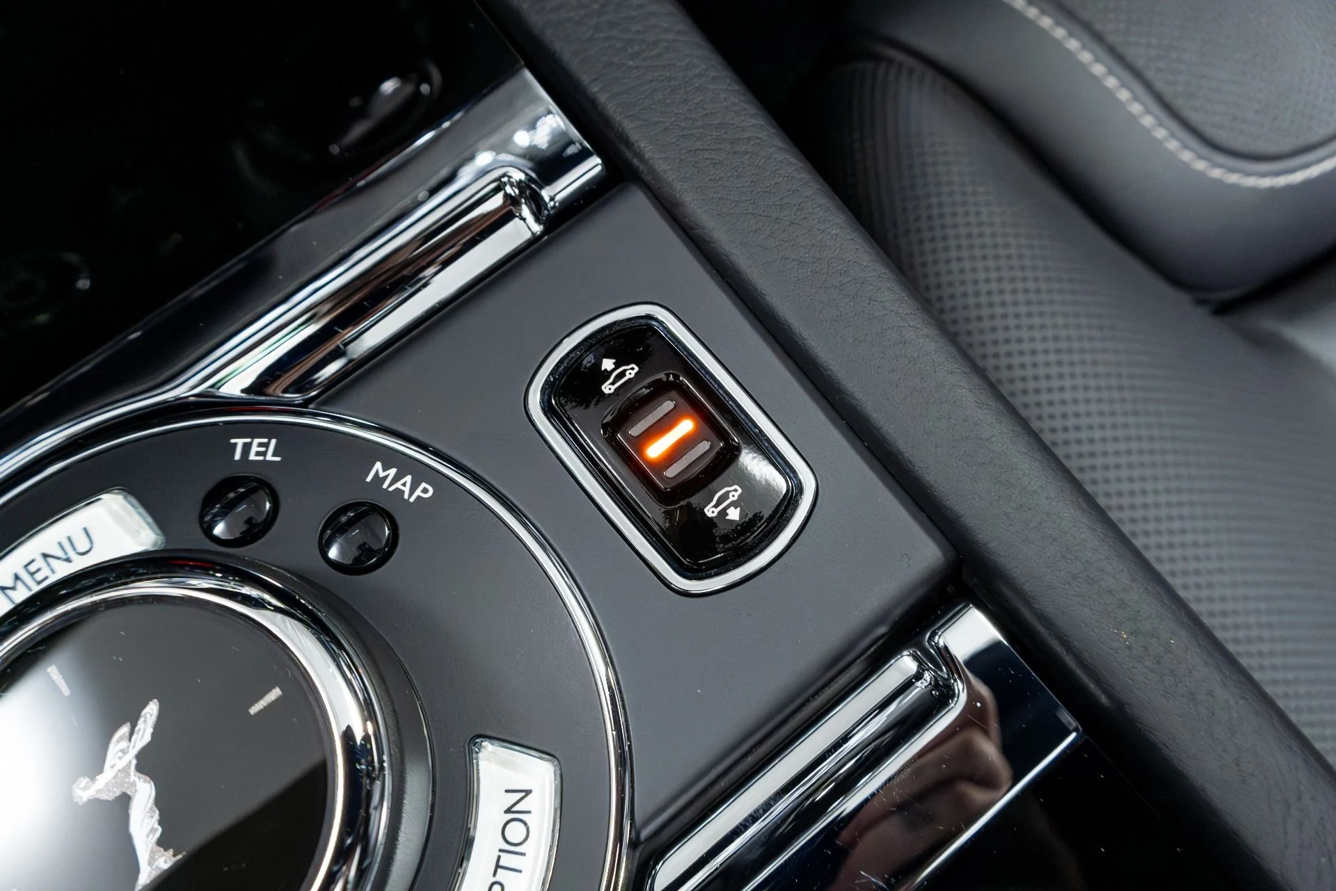 mph085_756204488_Used_2016_Rolls_Royce_Ghost_1775019332_4fec60f6cd