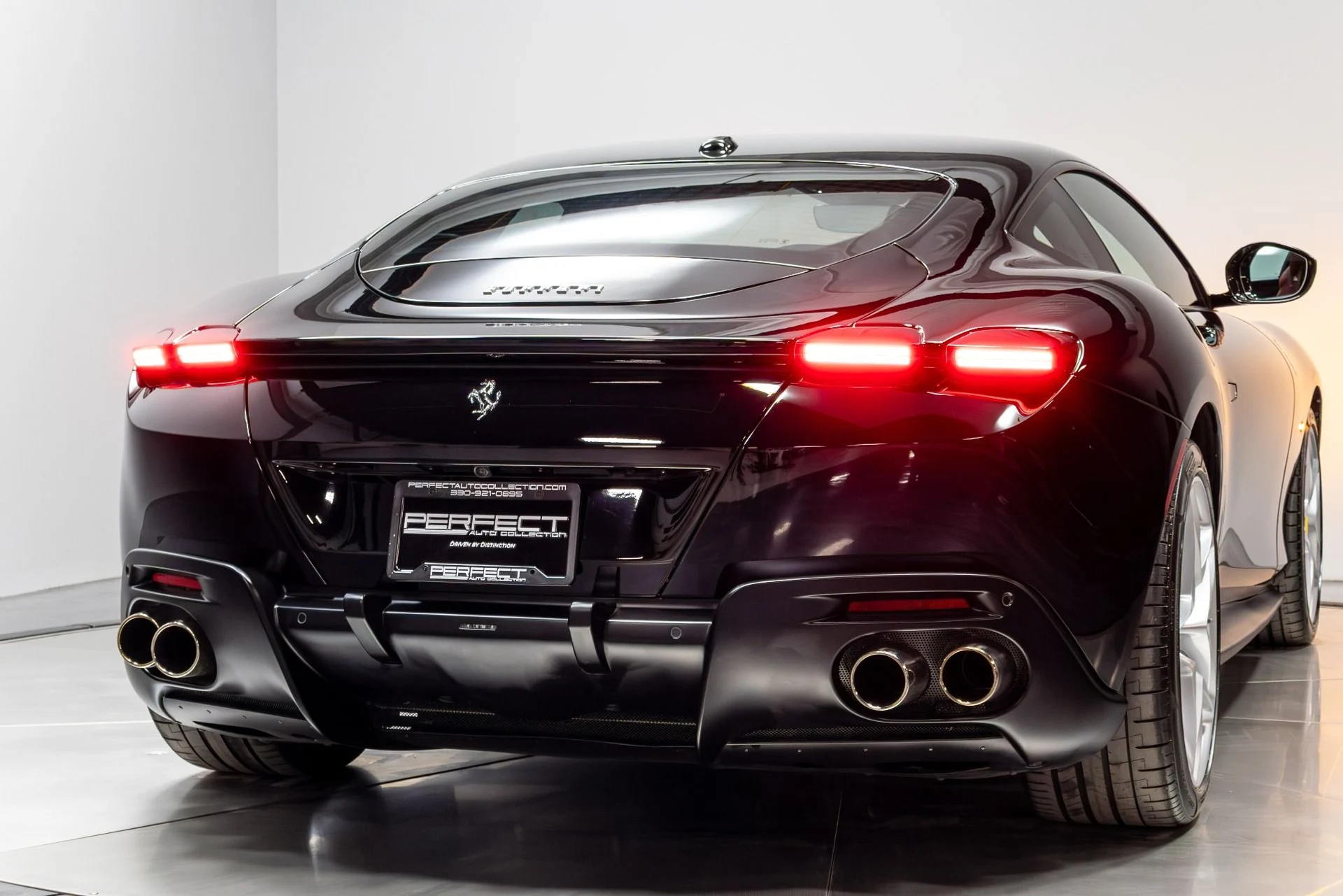 mph085_805534997_Used_2022_Ferrari_Roma_1775684538_b090b45913