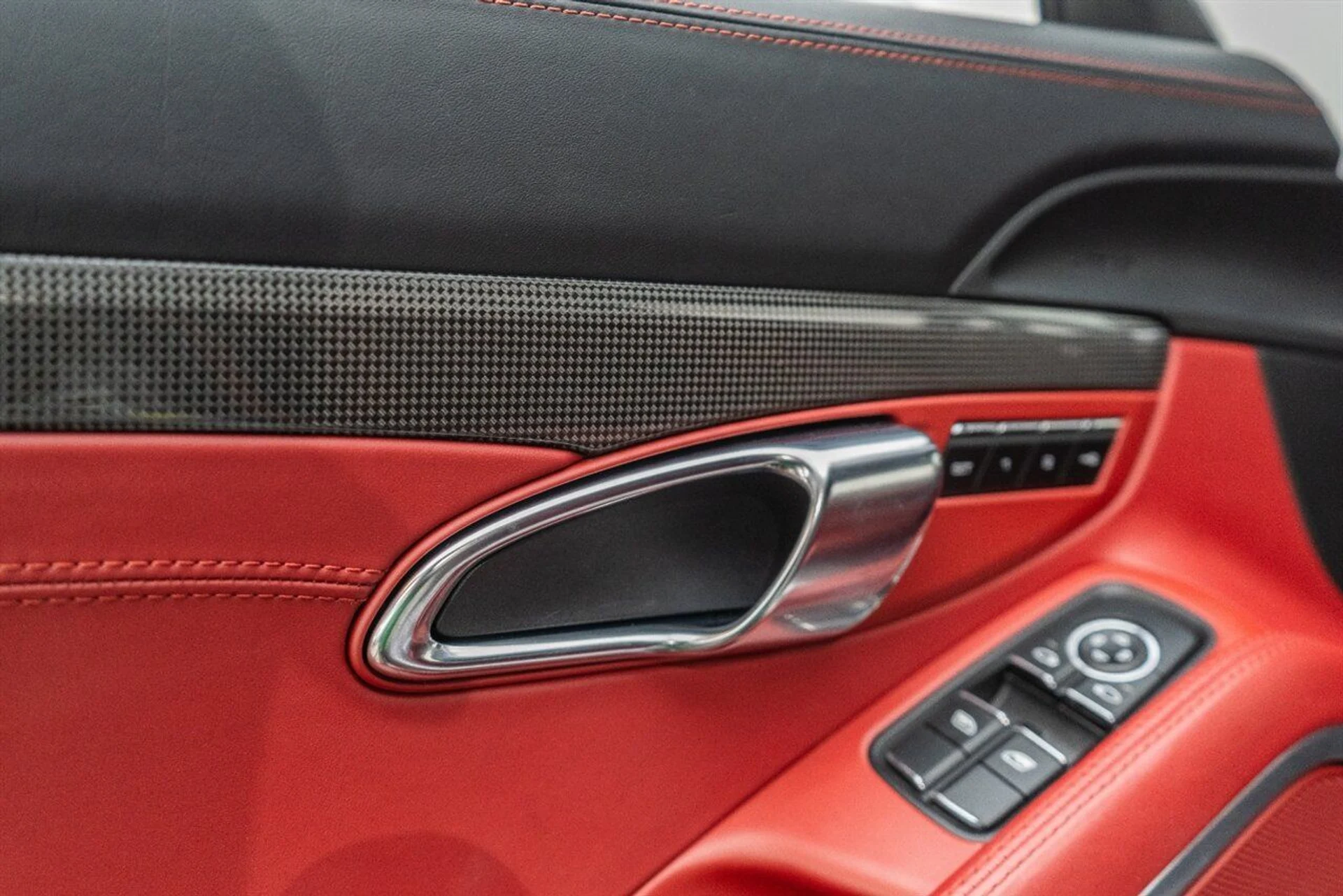 mph085_937872372_58c15bc560_1280_39ec8d9d1d