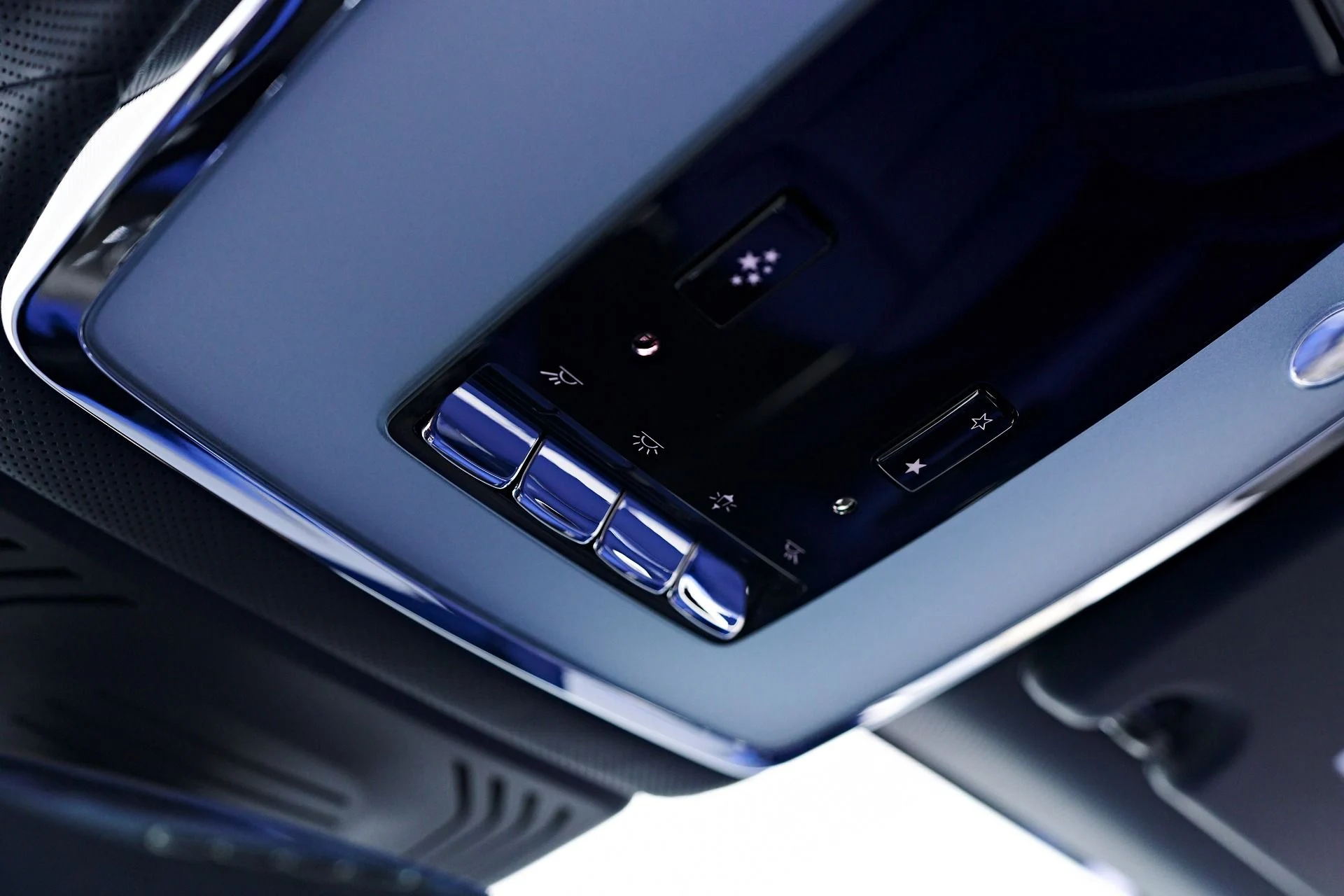 mph085_956403619_Used_2024_Rolls_Royce_Ghost_Base_1757190878_06437b4e0b