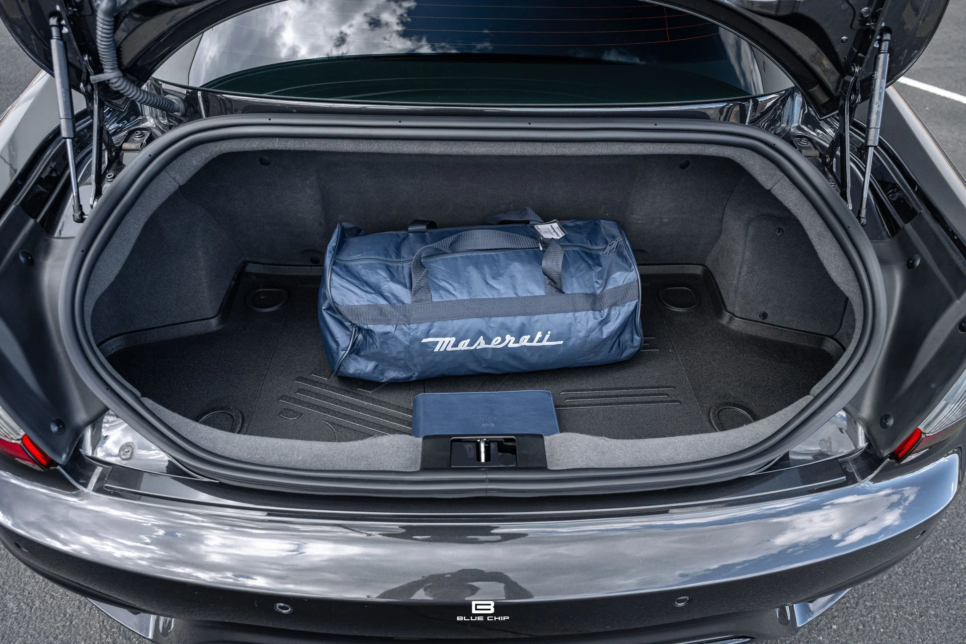 mph086_1026144062_6a6d225adf7f3e79b9302c3e_23801_202018_20_Maserati_20_Granturismo_20_Sport_87_89f6643c84