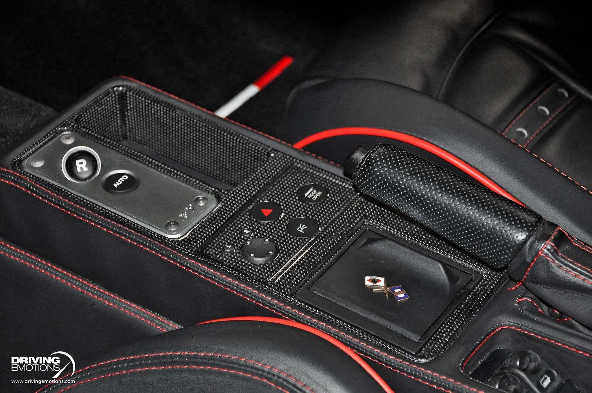 mph086_1247574292_885_p87_l_58968b5307