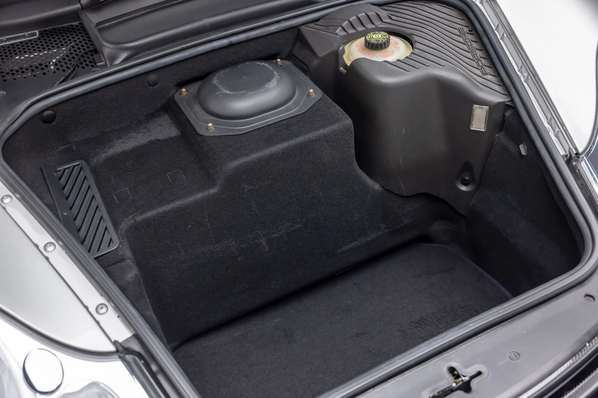 mph086_1291444946_13475_p87_l_53363c1a8c