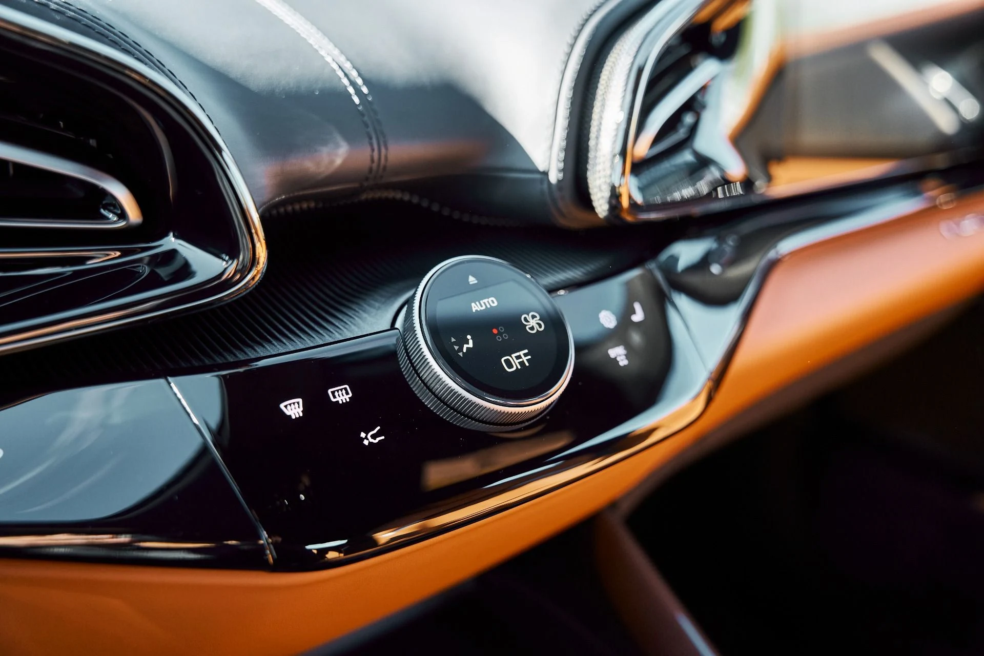 mph086_166822641_Used_2026_Ferrari_Purosangue_1771462169_e879878433