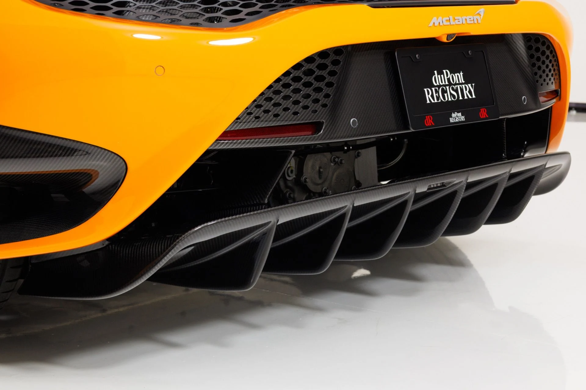 mph086_1714906407_Used_2021_Mc_Laren_765_LT_1790963861_b75f26a8d4