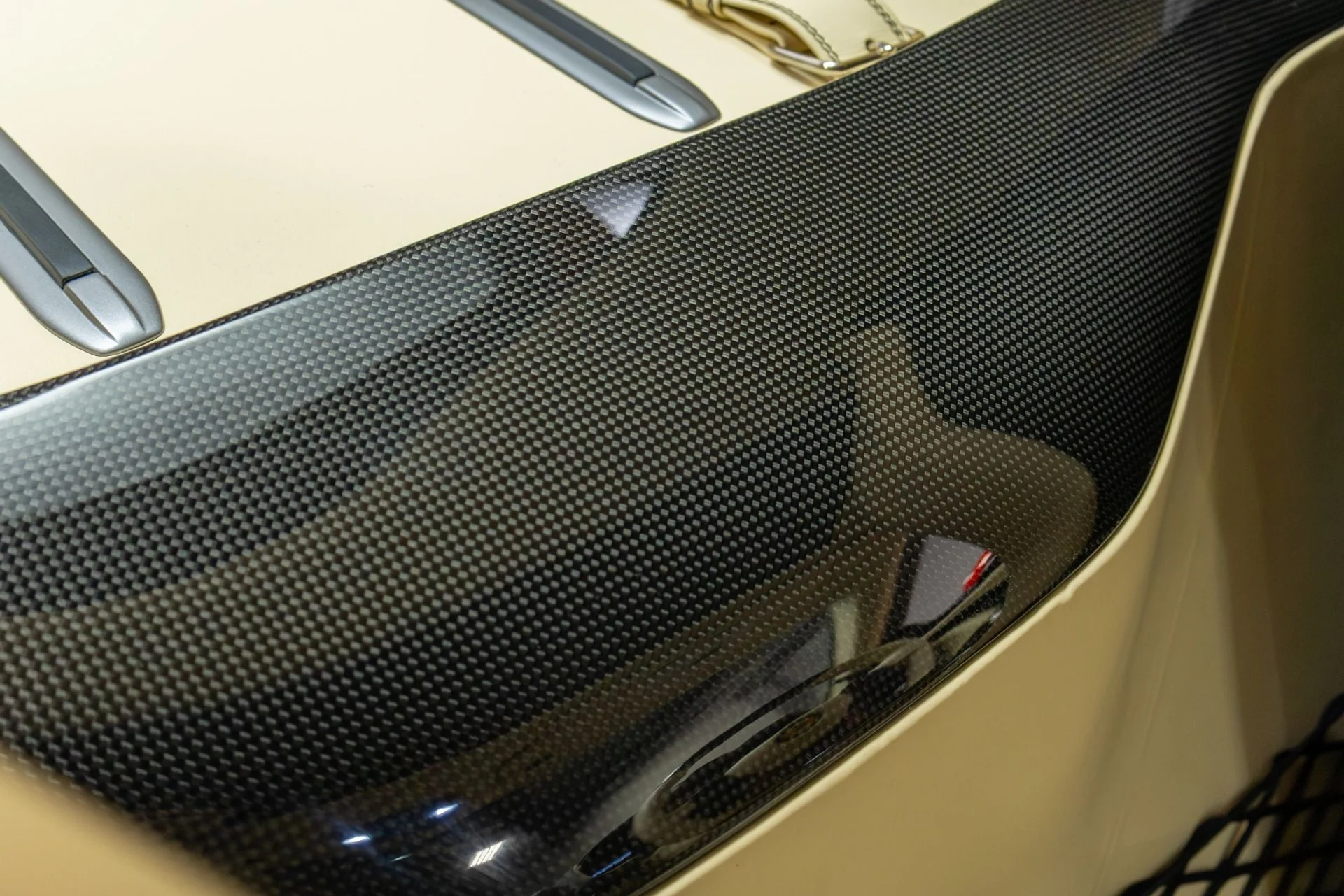 mph086_1790472222_Used_2018_Ferrari_812_Superfast_1763480061_b24fb18834