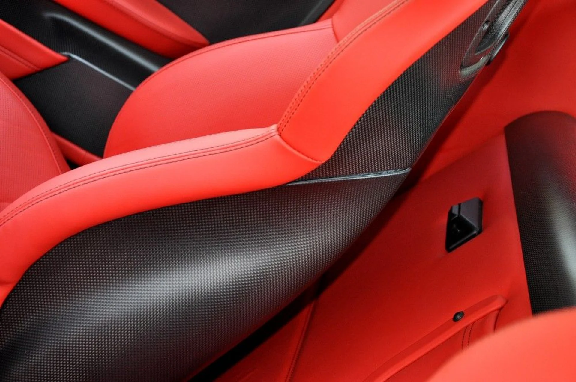 mph086_179988741_81_p87_l_db5ab809d2