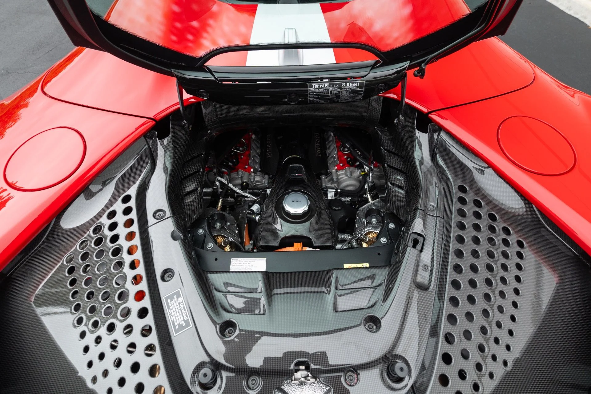 mph086_1809935037_Used_2024_Ferrari_SF_90_Spider_1773805384_df89918c5a