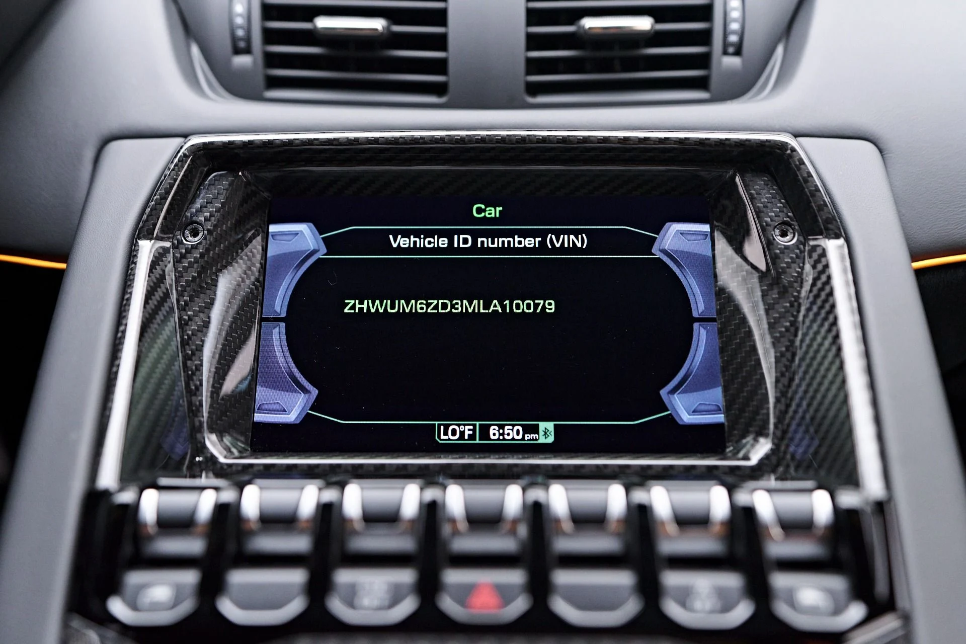 mph086_1816097021_Used_2021_Lamborghini_Aventador_SVJ_Base_1755224573_3e21d66c4a