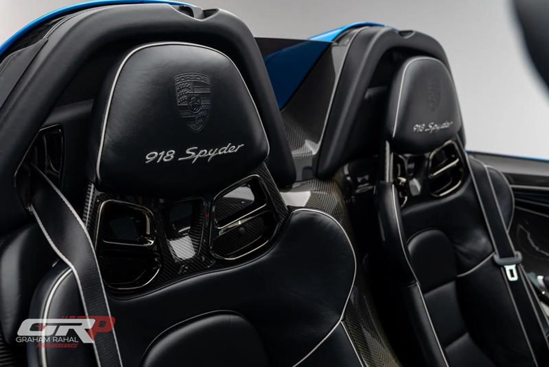 mph086_187176672_553289_DD_D342_4_C05_B3_CB_EBBC_0_F249_EE_4_e71a99ec15