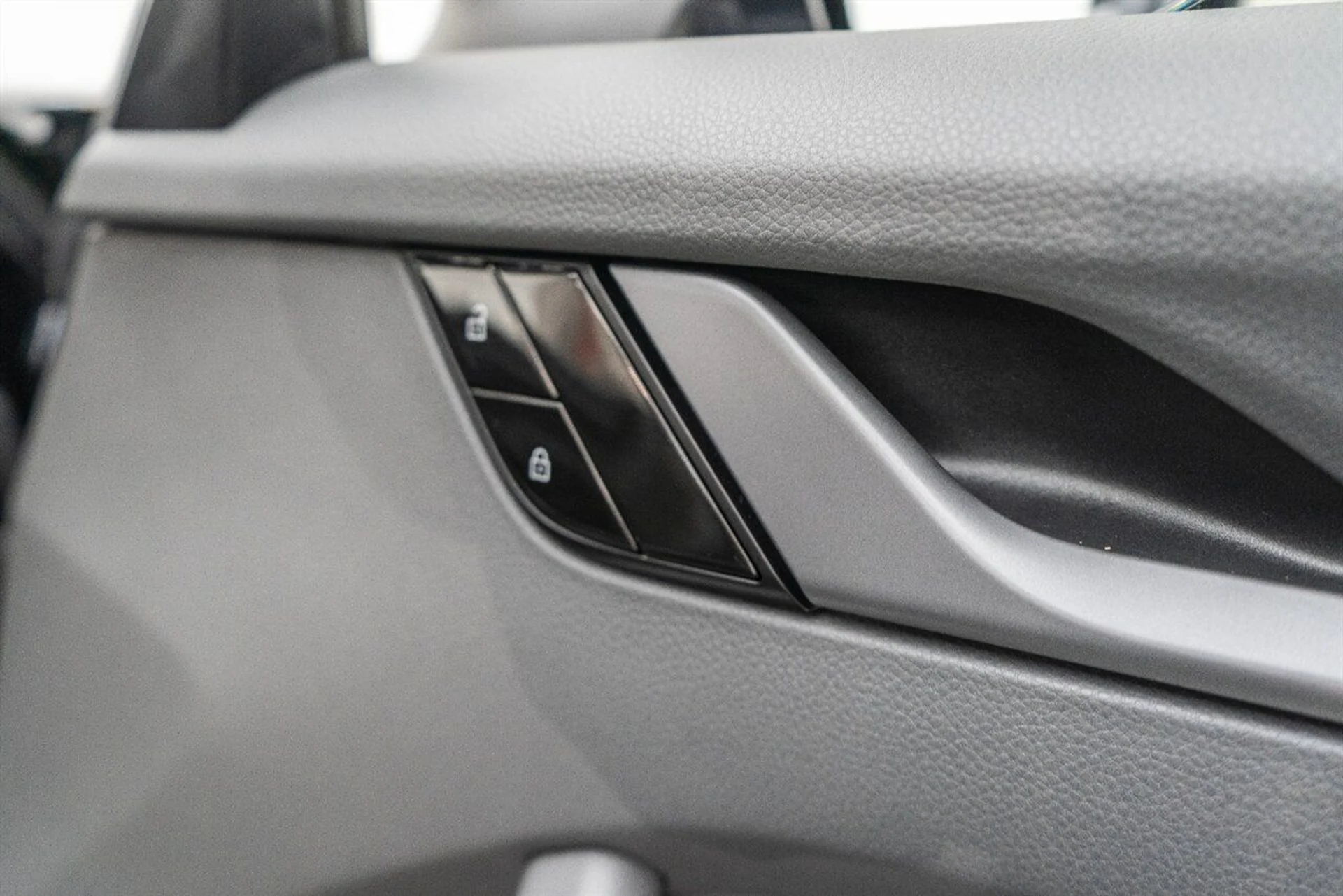 mph086_1957739069_f51d73ac15_1280_fee7679132