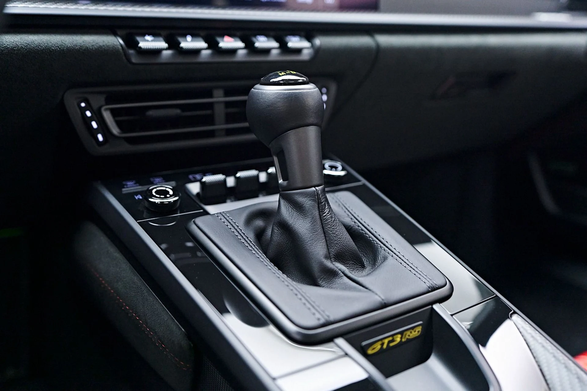 mph086_2133051949_Used_2024_Porsche_911_GT_3_RS_1740854858_b5e9a696da