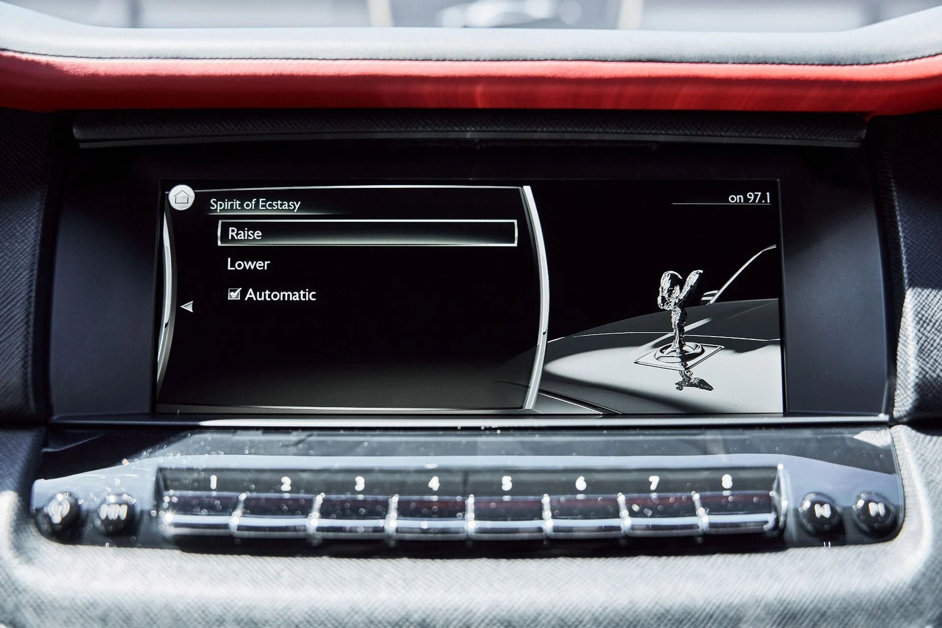 mph086_2176181694_Used_2024_Rolls_Royce_Cullinan_Black_Badge_1775871092_eaa45087ae