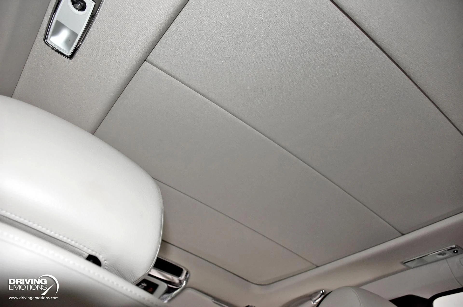 mph086_238924114_872_p87_l_4c8b29a6c9