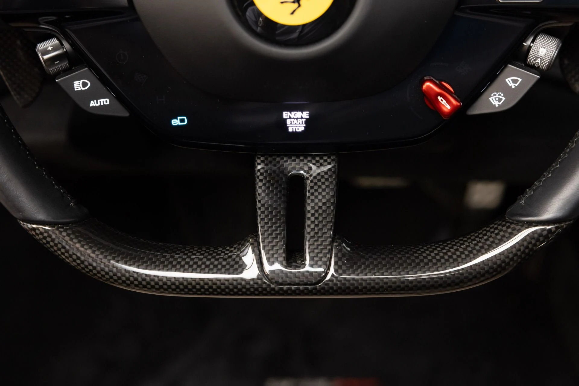mph086_2414916345_Used_2022_Ferrari_SF_90_Spider_1788210063_46112797c9