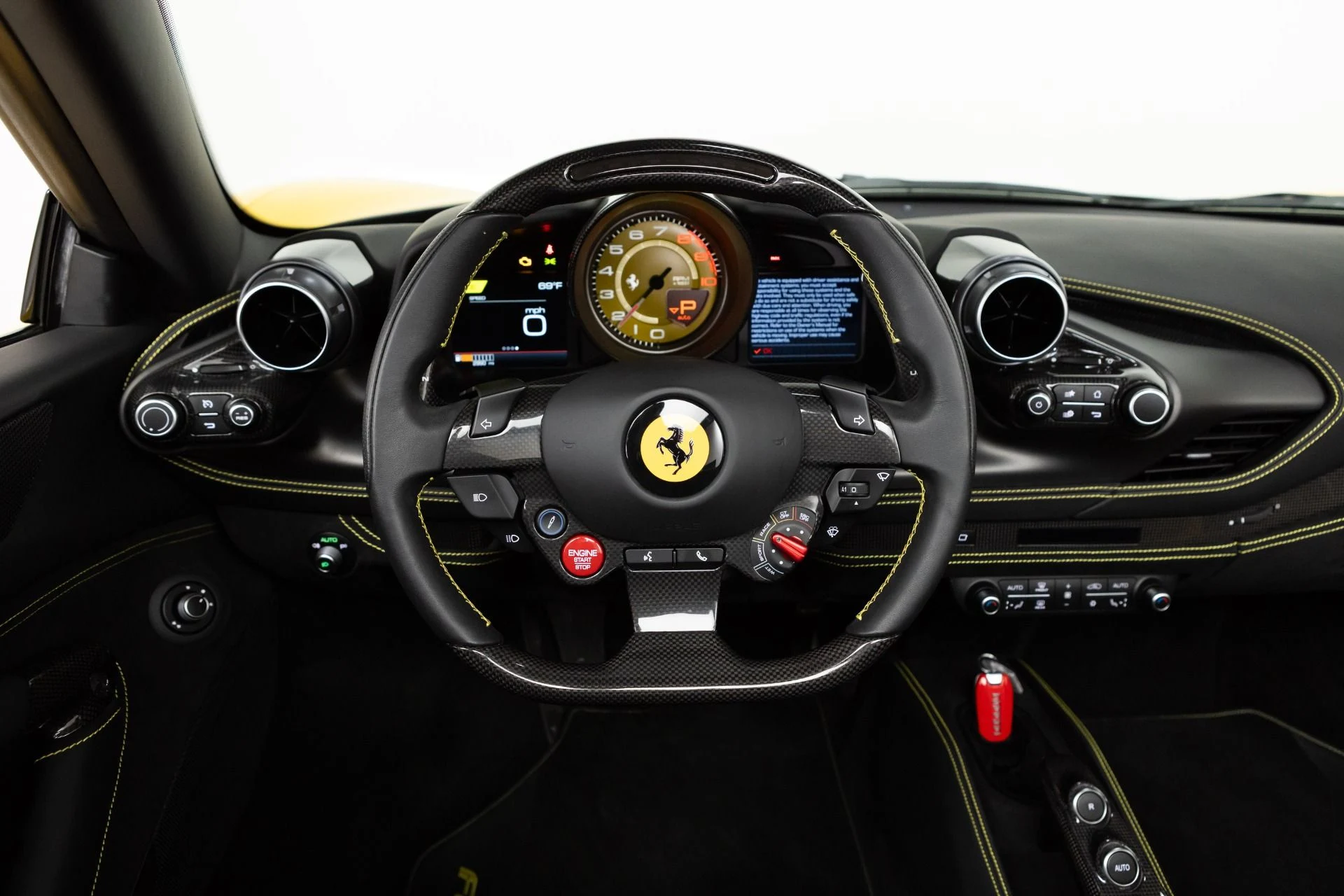 mph086_2482002122_Used_2021_Ferrari_F8_Spider_1778270114_2039c7ff9a