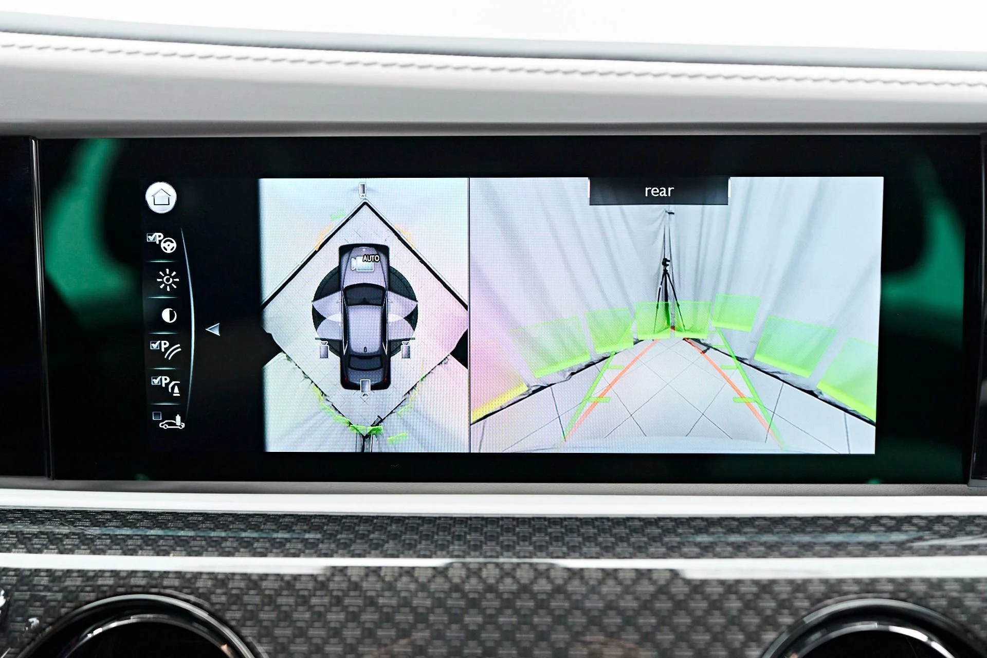 mph086_2544743649_Used_2022_Rolls_Royce_Ghost_Black_Badge_1717623621_56db7d2138