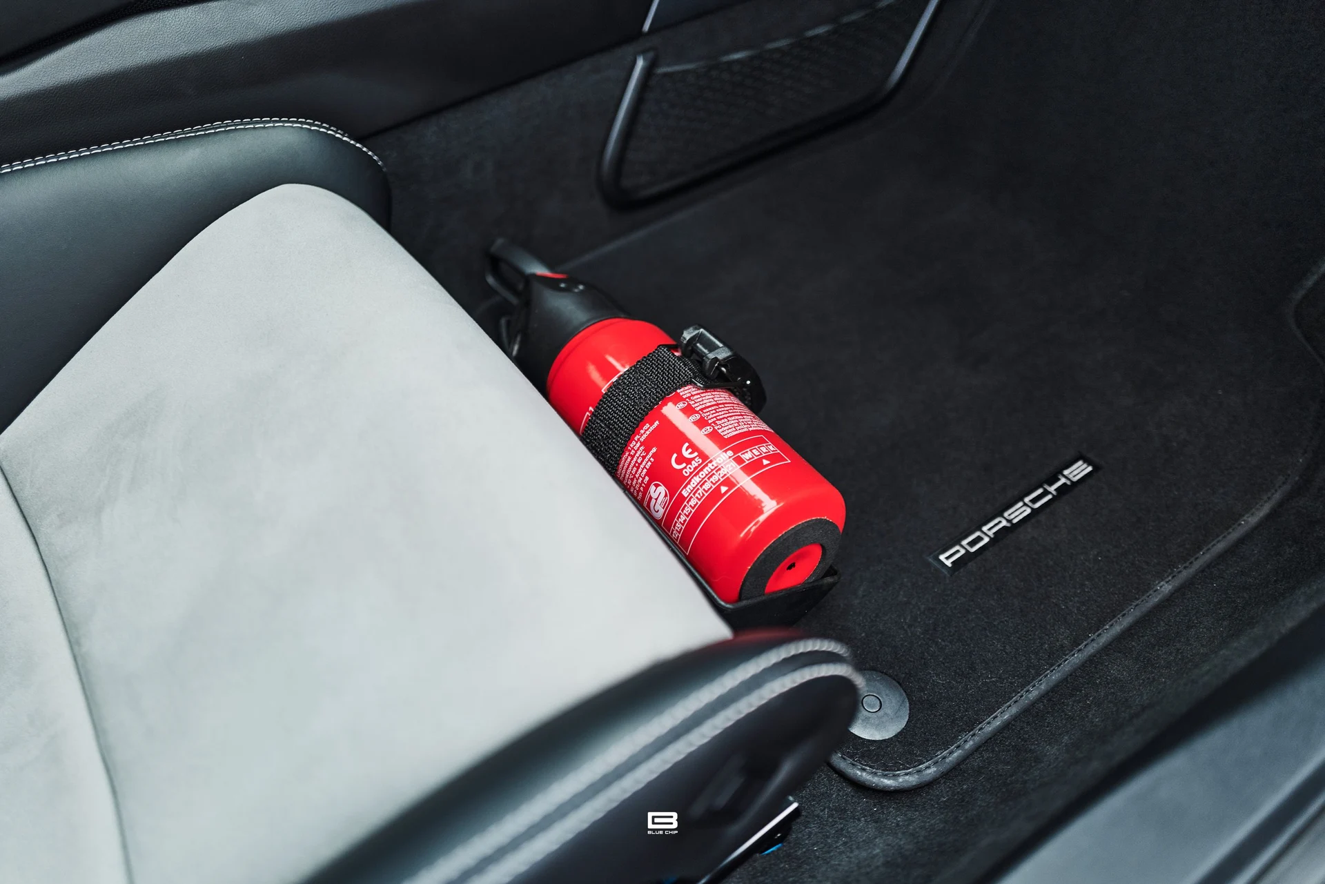 mph086_2658827929_69d68430f52208c904d2484d_L1200430_71e29c6b06