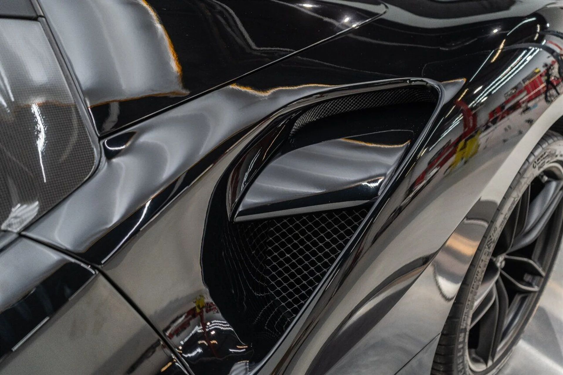 mph086_2919582675_6bda470312_1280_0fb818016b