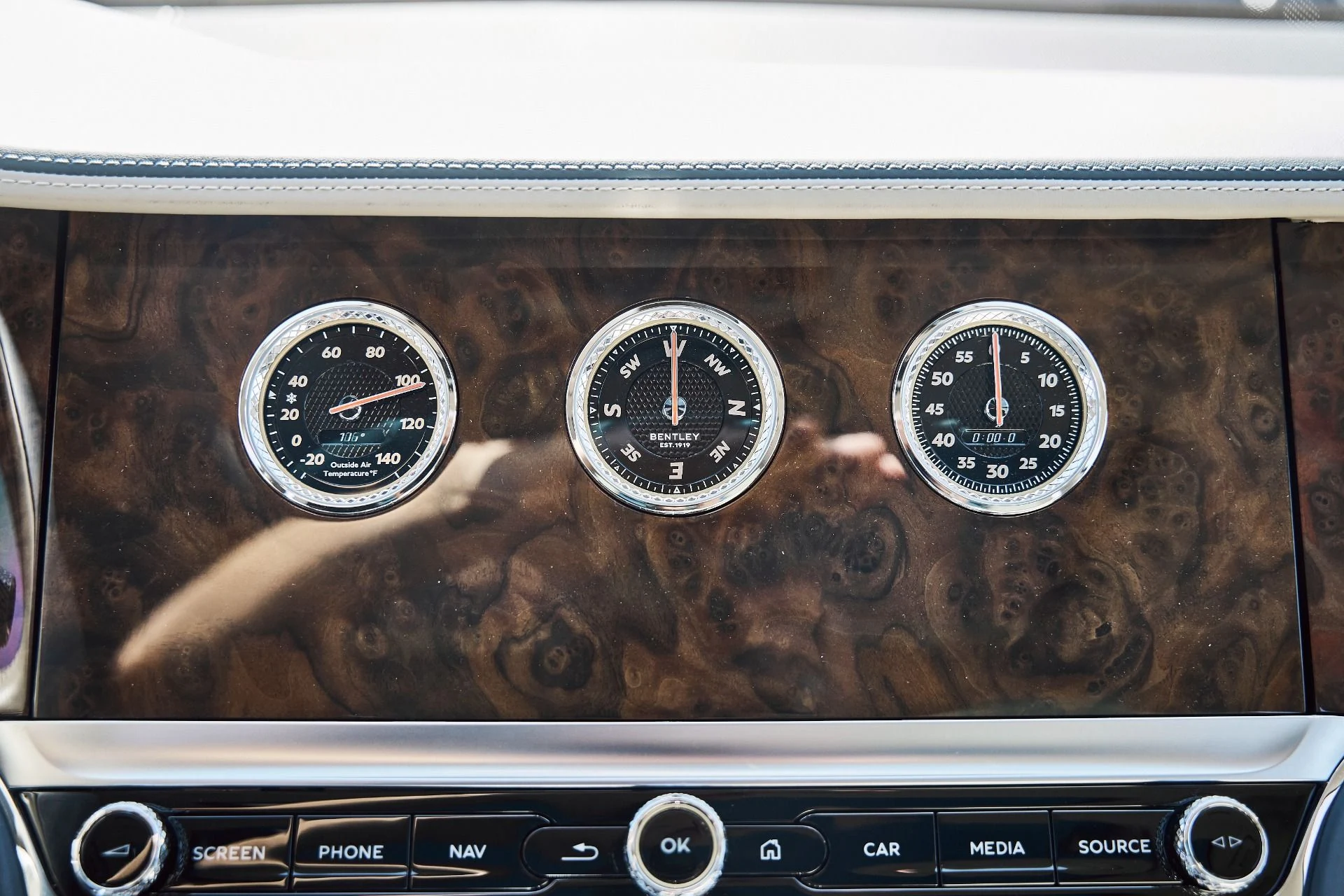 mph086_3204588370_Used_2022_Bentley_Flying_Spur_W12_1781229117_26f889ec2a