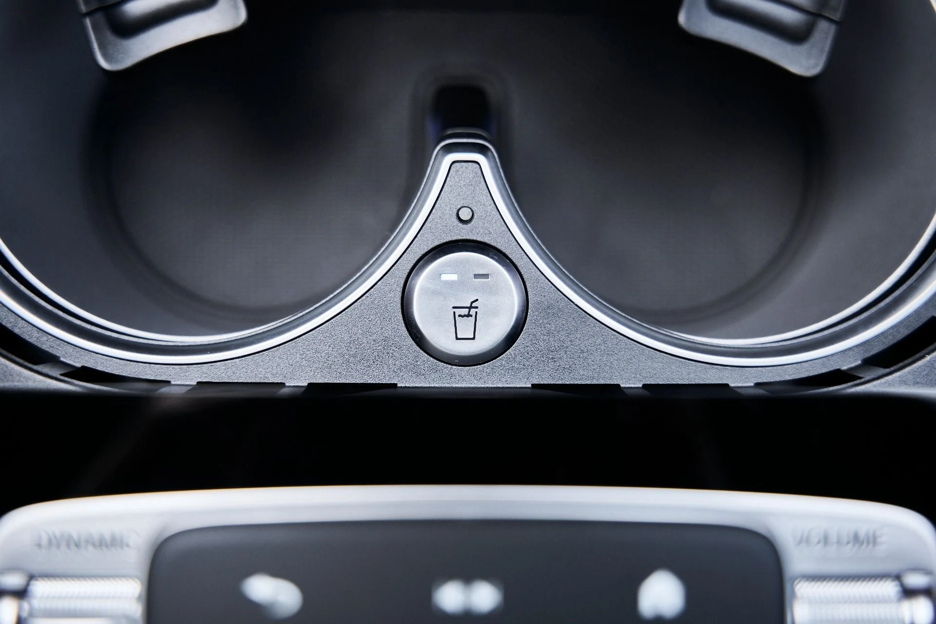 mph086_3314223843_Used_2026_Mercedes_Benz_GLS_Maybach_GLS_600_1769136438_86c5de7134