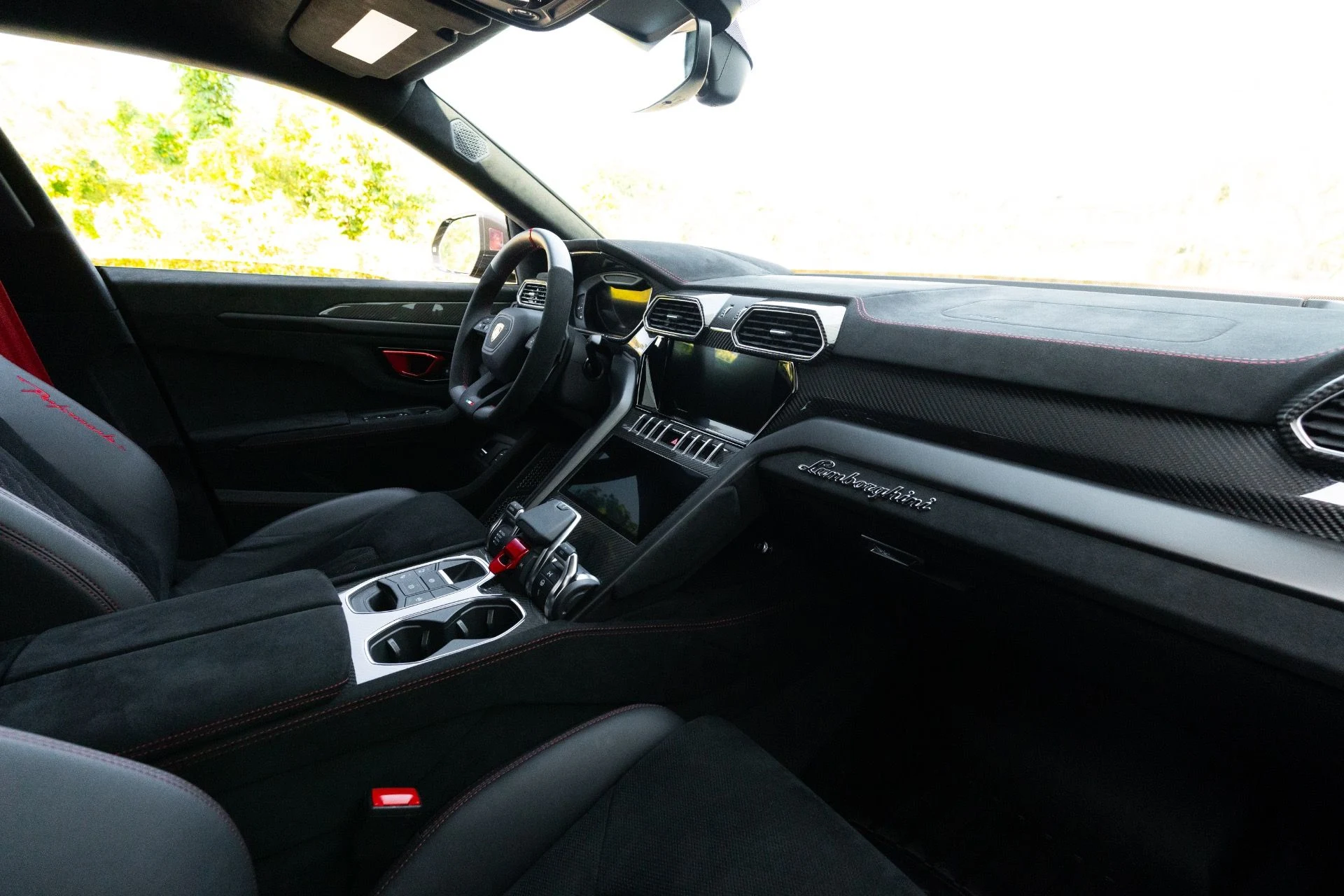 mph086_3773728616_Used_2024_Lamborghini_Urus_Performante_1770940170_e0200e5204