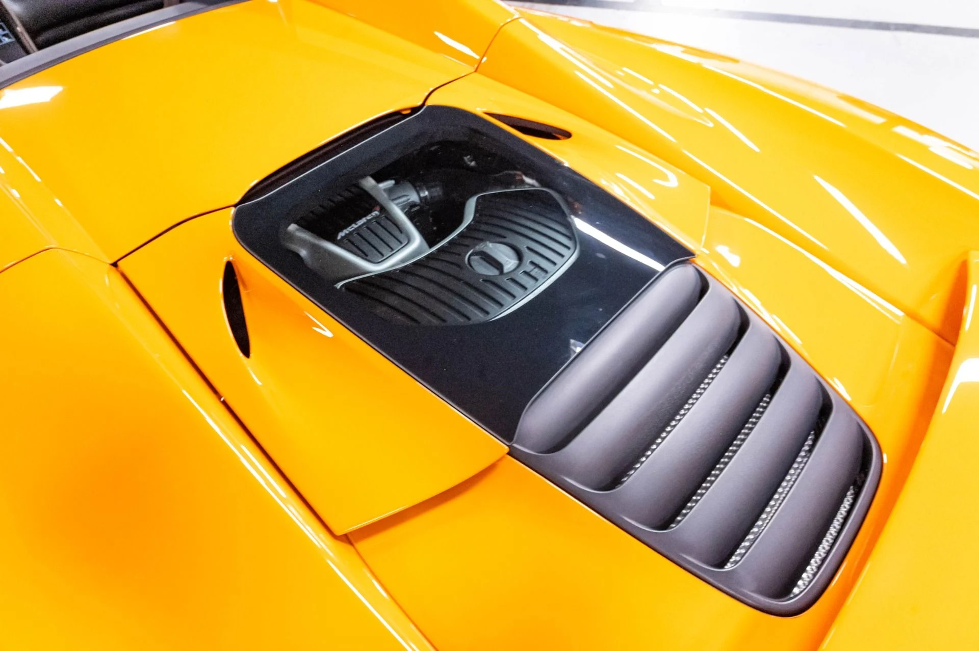 mph086_3812263365_Used_2015_Mc_Laren_650_S_Spider_1784647983_c6e0fdc5b2