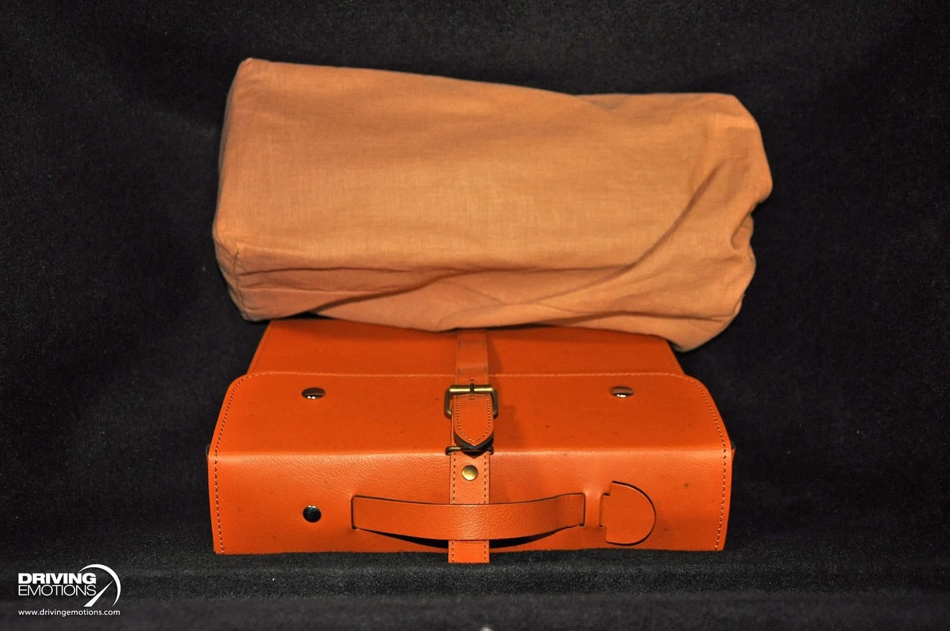 mph086_3933726481_437_p87_l_8aac3c937b