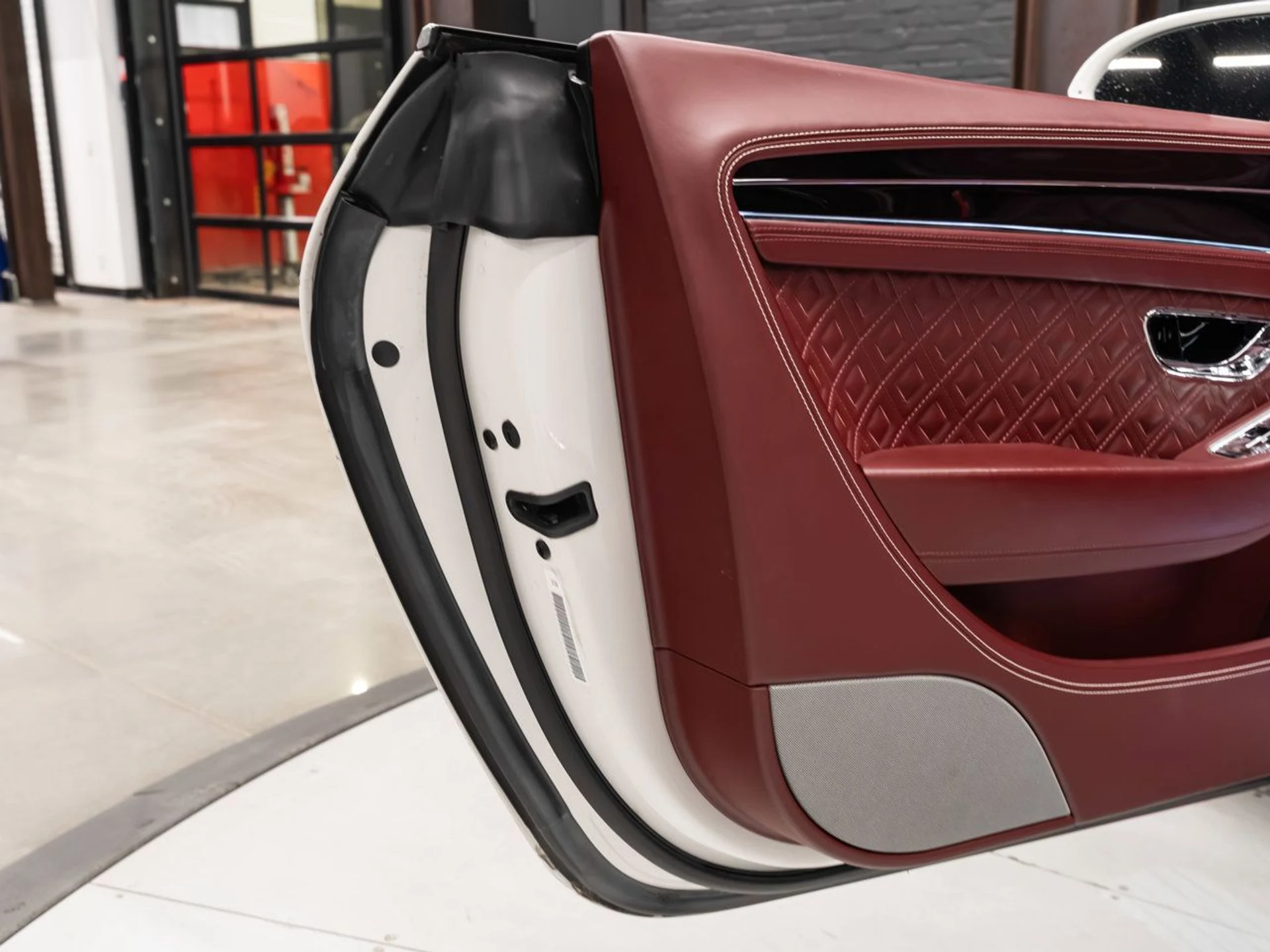 mph086_3970235477_bentley_continental_2020_356092020f